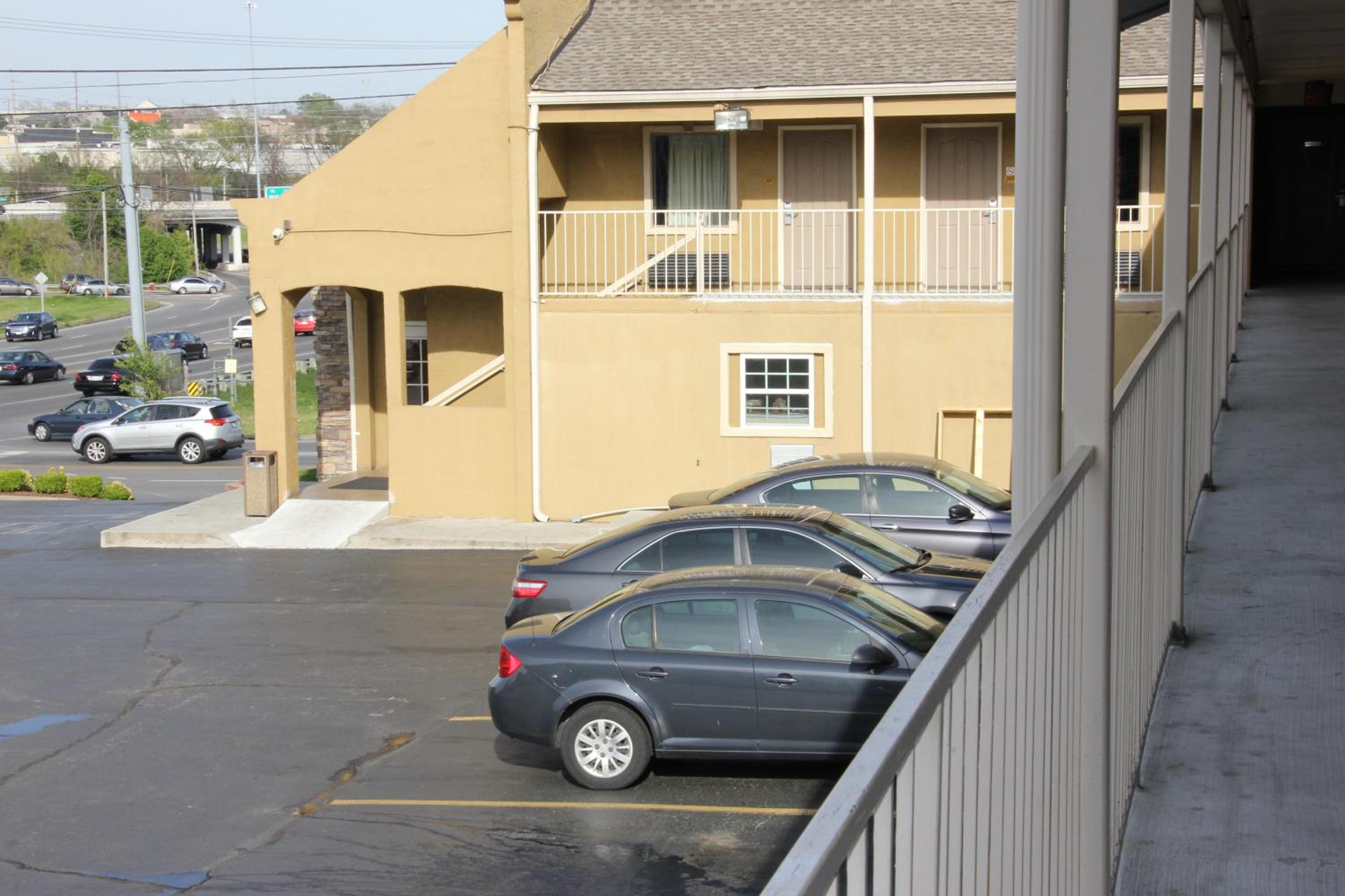 Quarters Inn Suites - Property Image 2