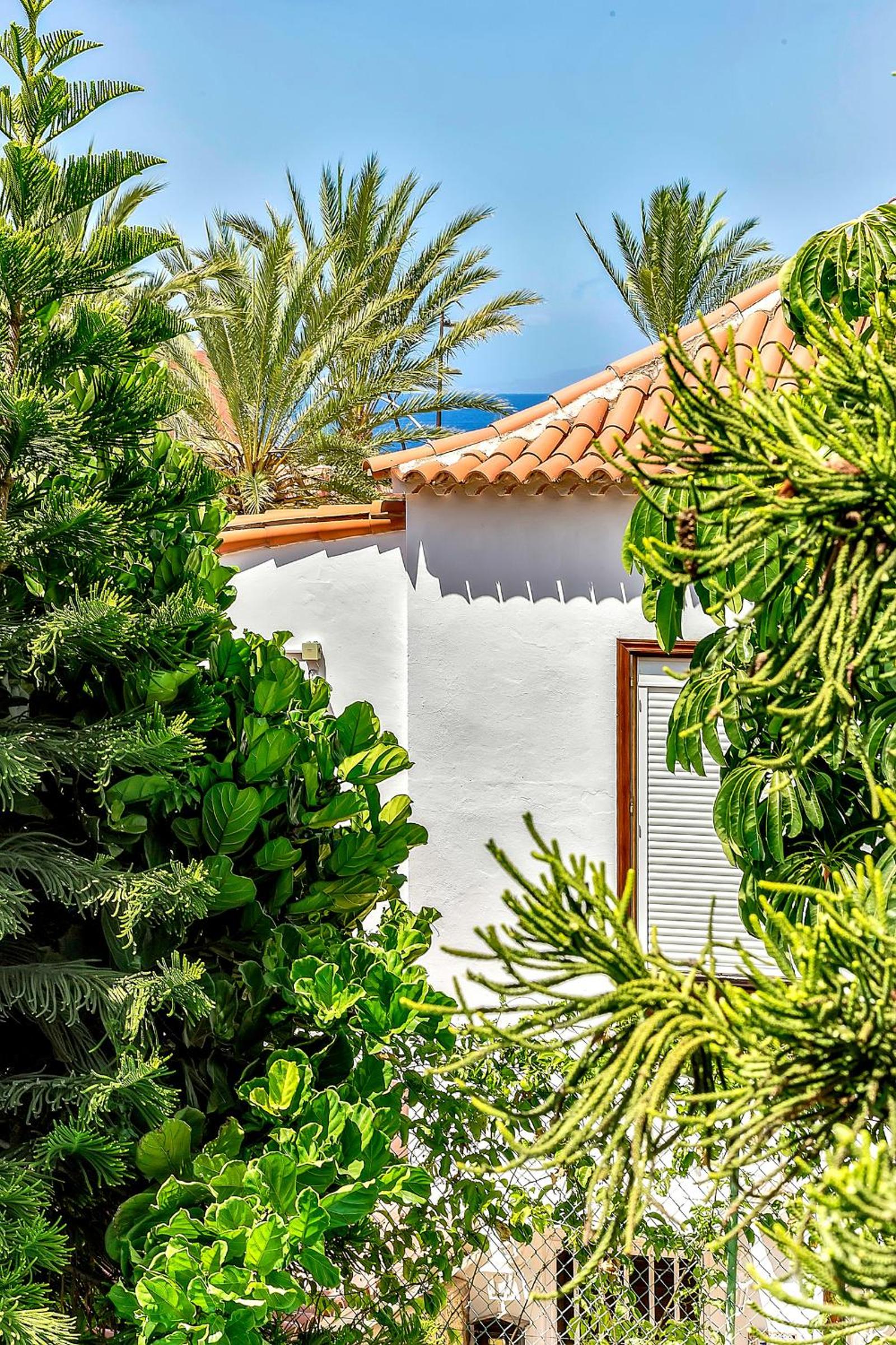 Las Americas Family Inn view 2