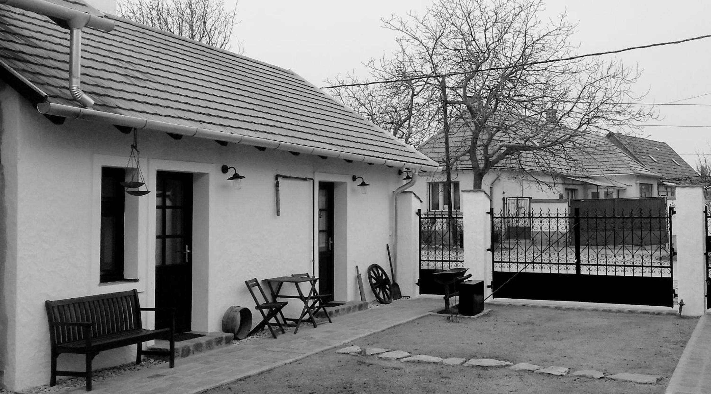Photo 43