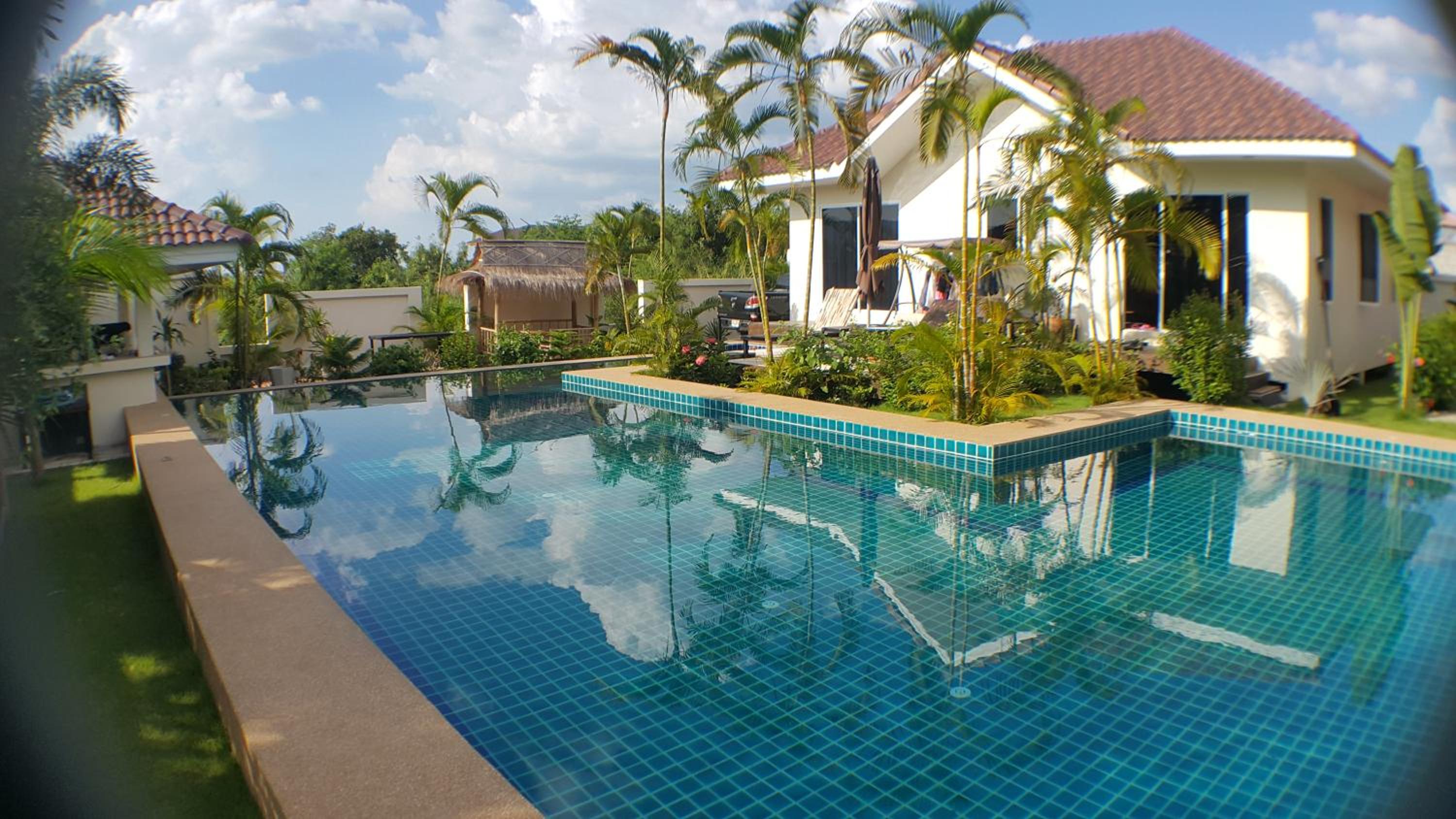 Bangsaray Villa
