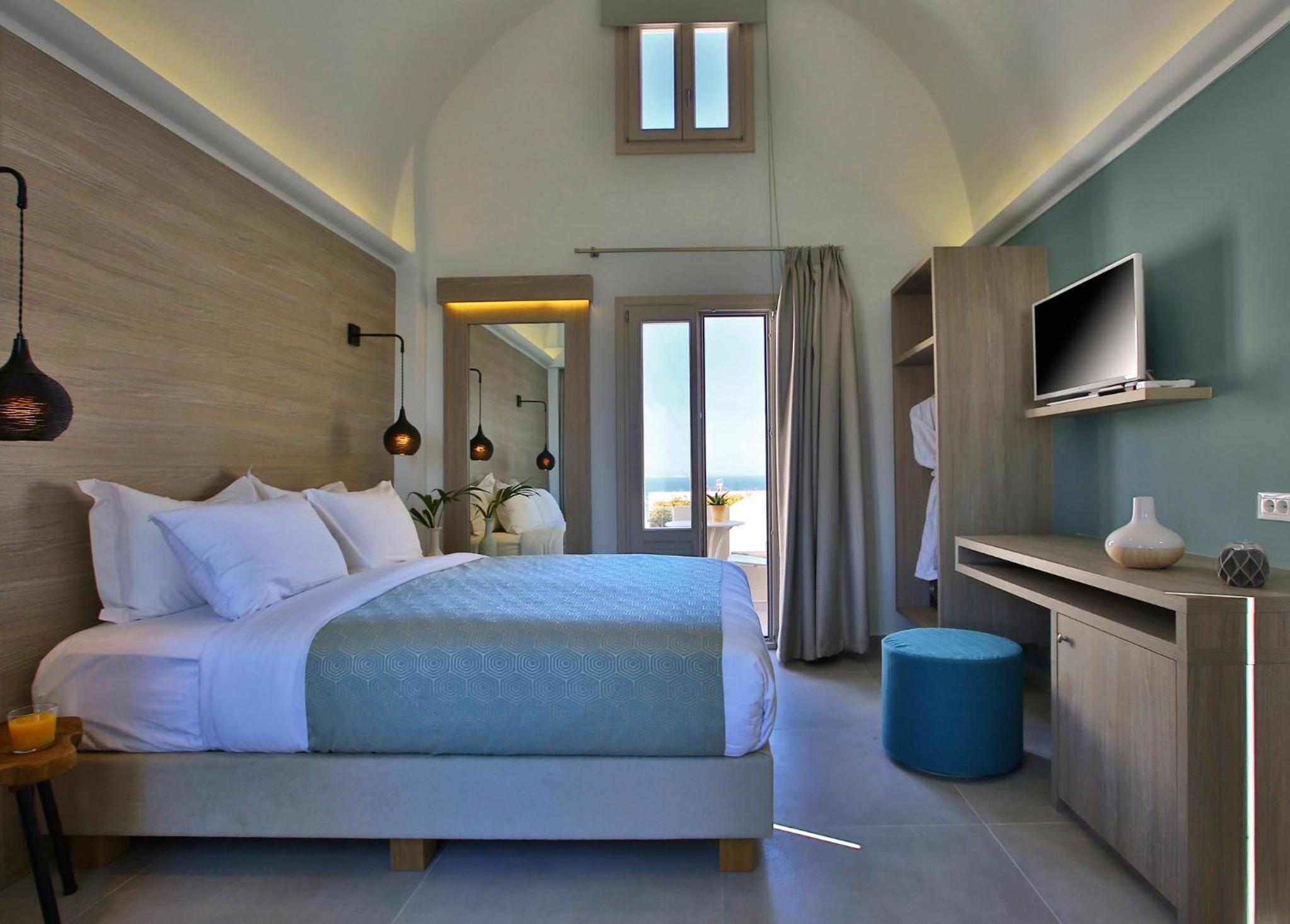 Oia Vacations - Fileria Suites - Property Image 2