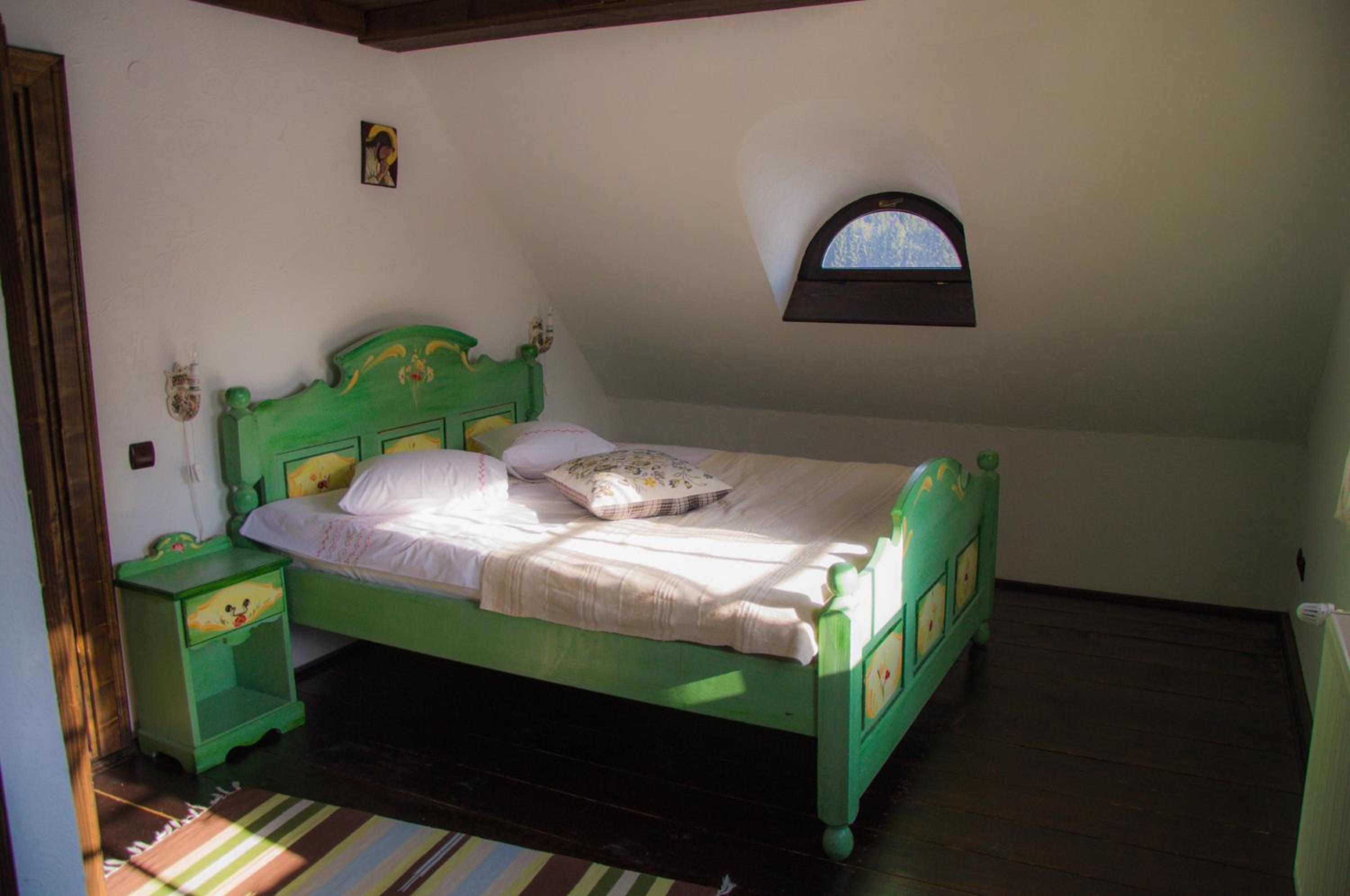 Casuta Bunicii view 3