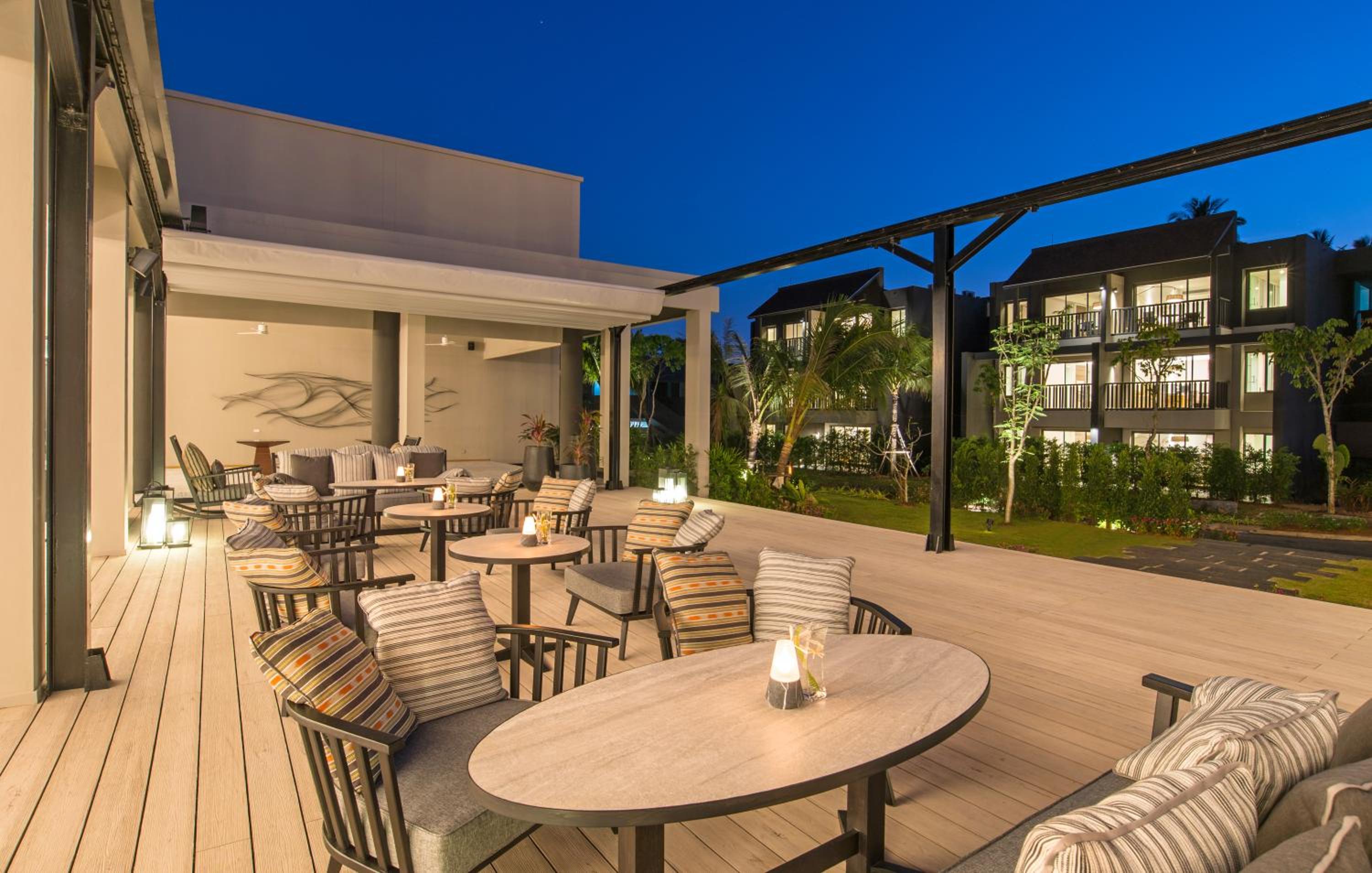 The ShellSea Krabi I Luxury Beach Front Resort & Pool Villa