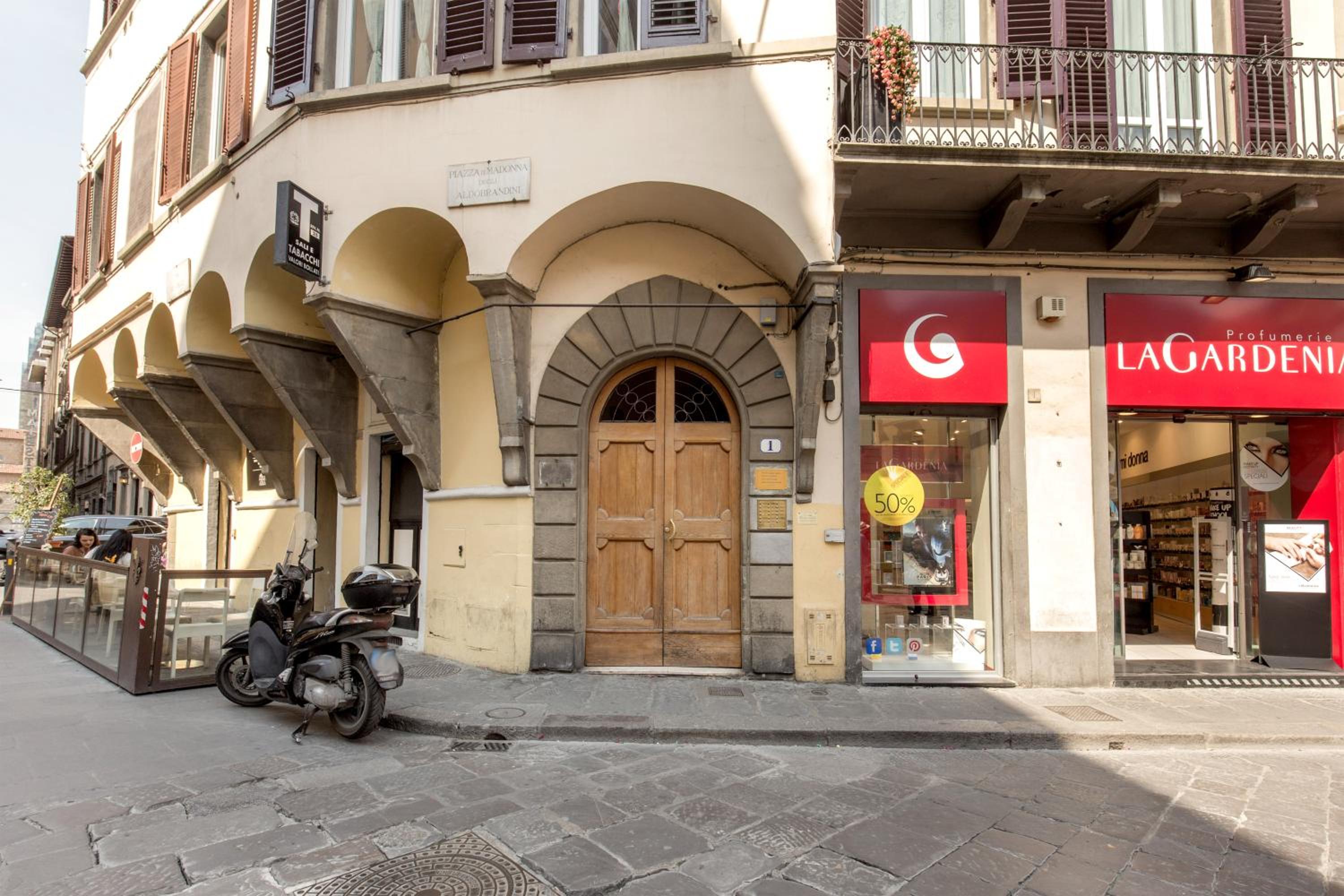 Hotel San Lorenzo Five Senses - Image 1