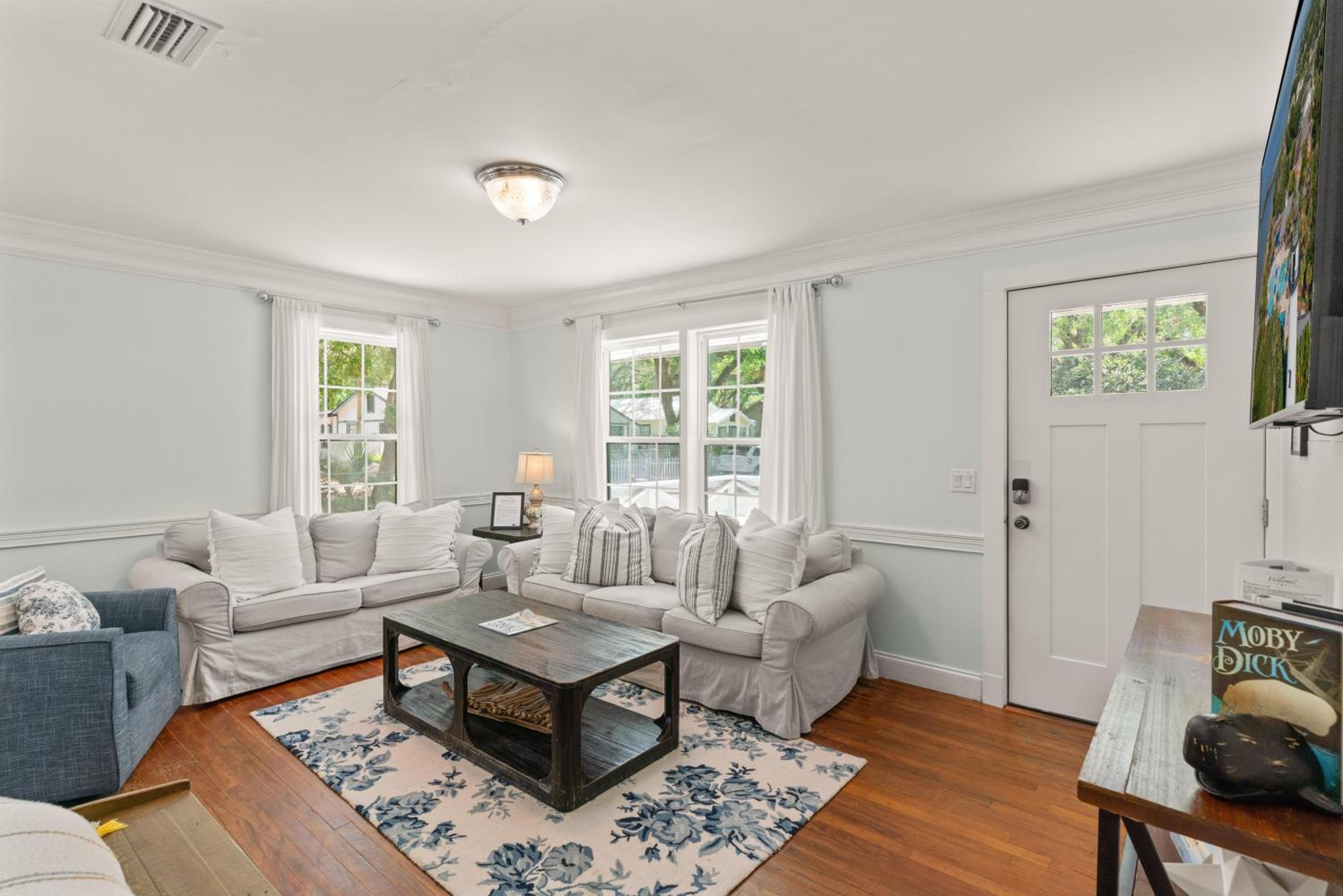 Waterlily - 1047 Marigold Court