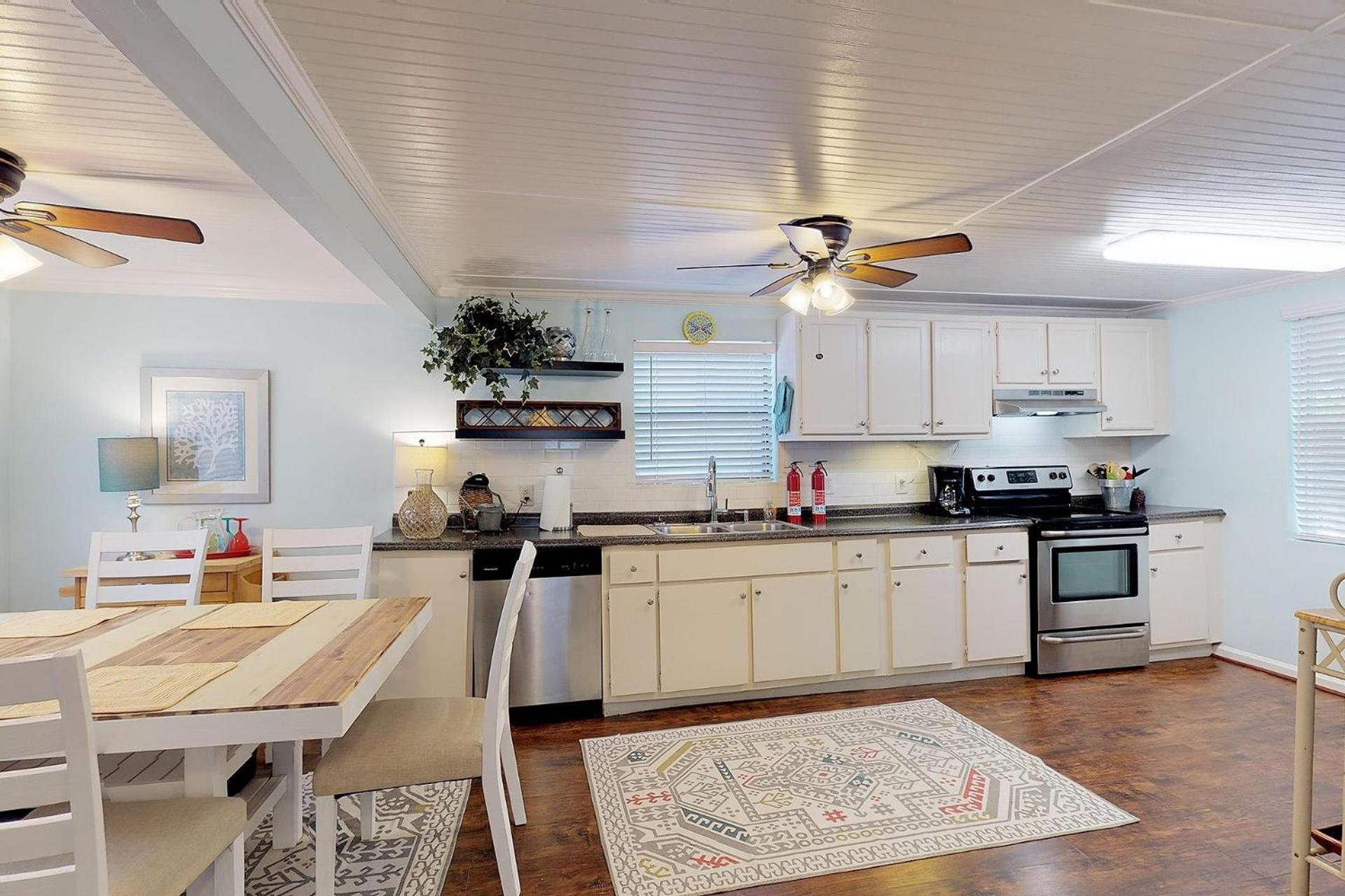 Hideaway Cottage - 11 Conch Shell Ln