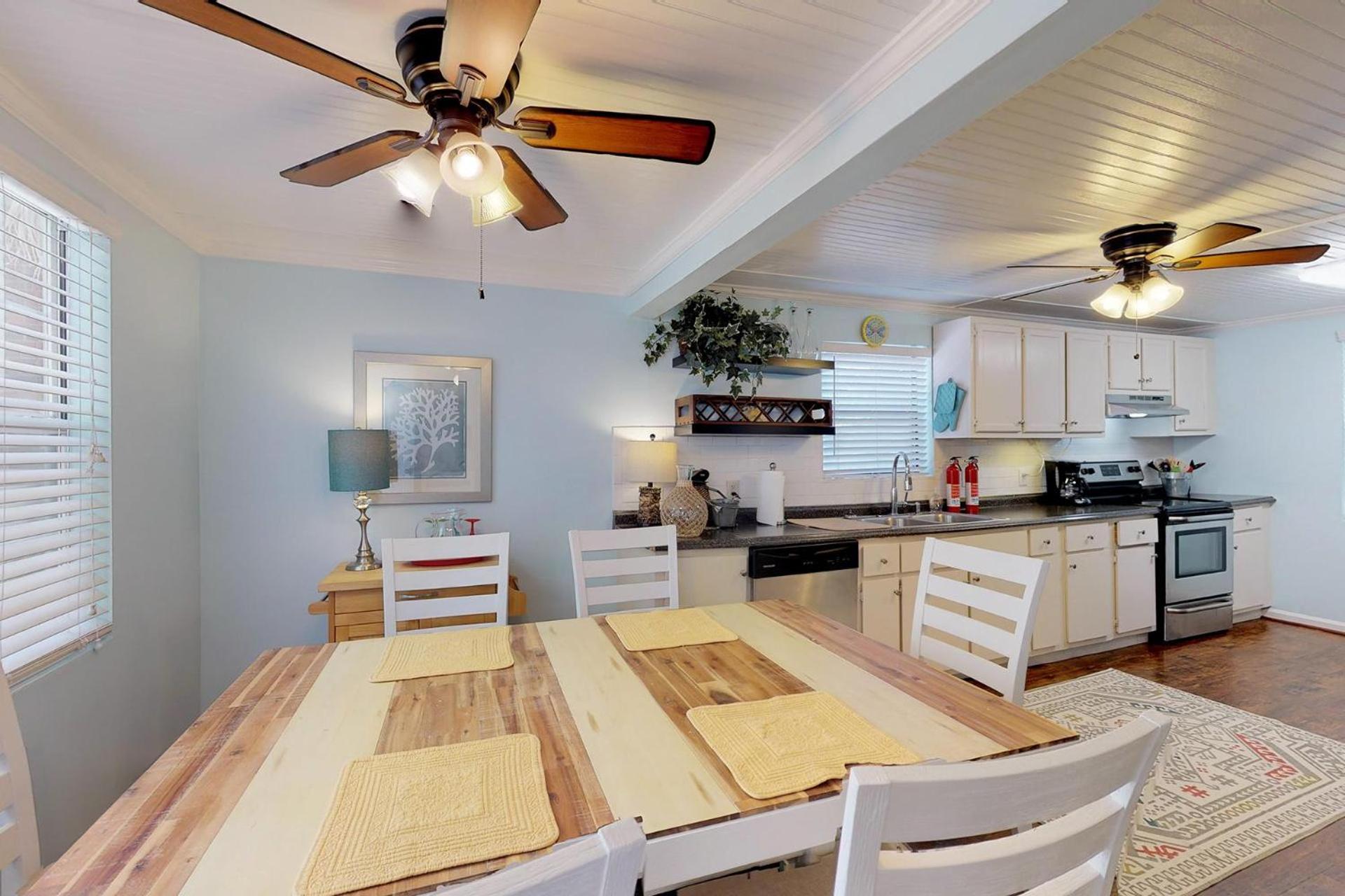 Hideaway Cottage - 11 Conch Shell Ln