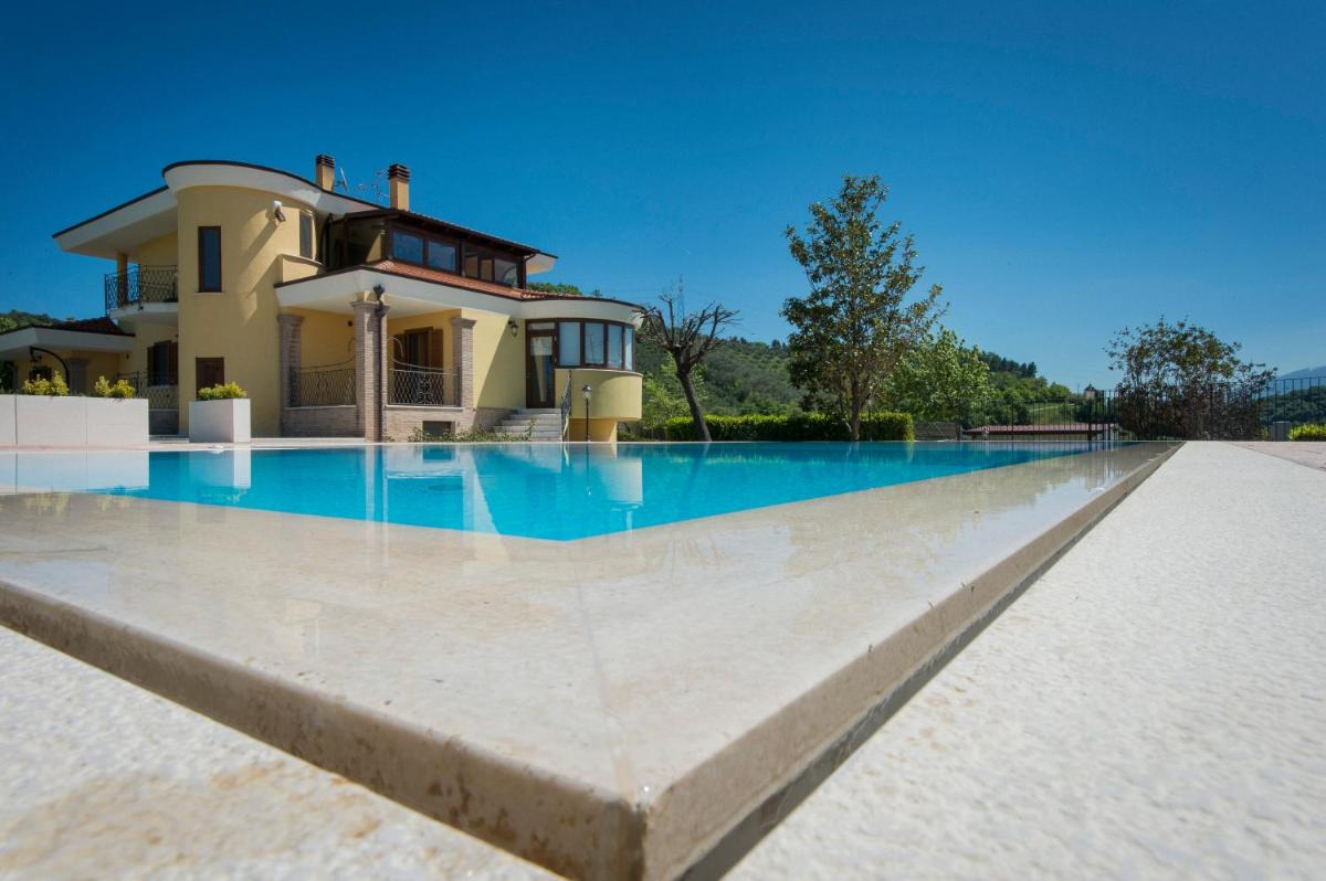 B&B La Valle view 3