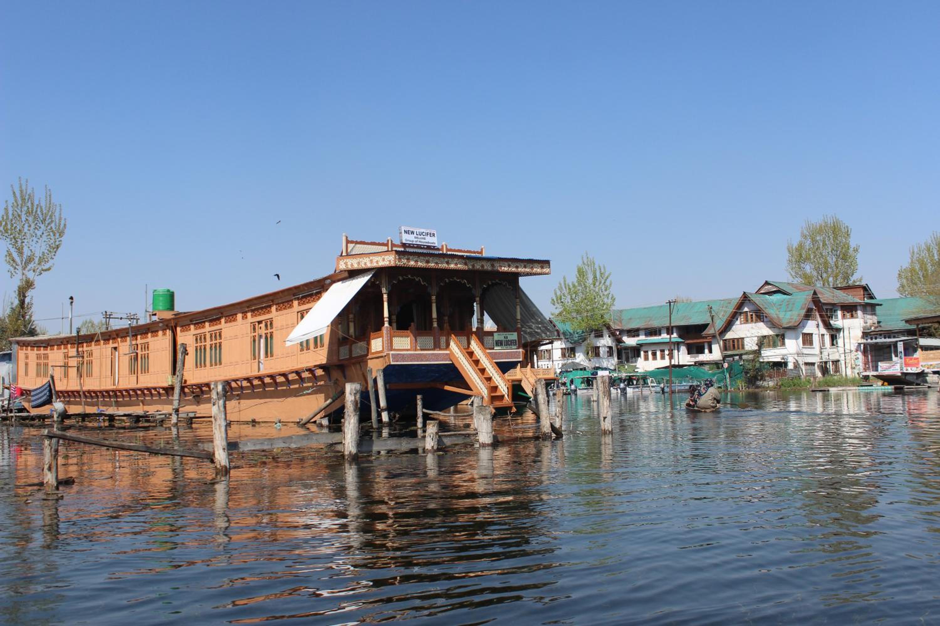 House Boat New Lucifer view 4
