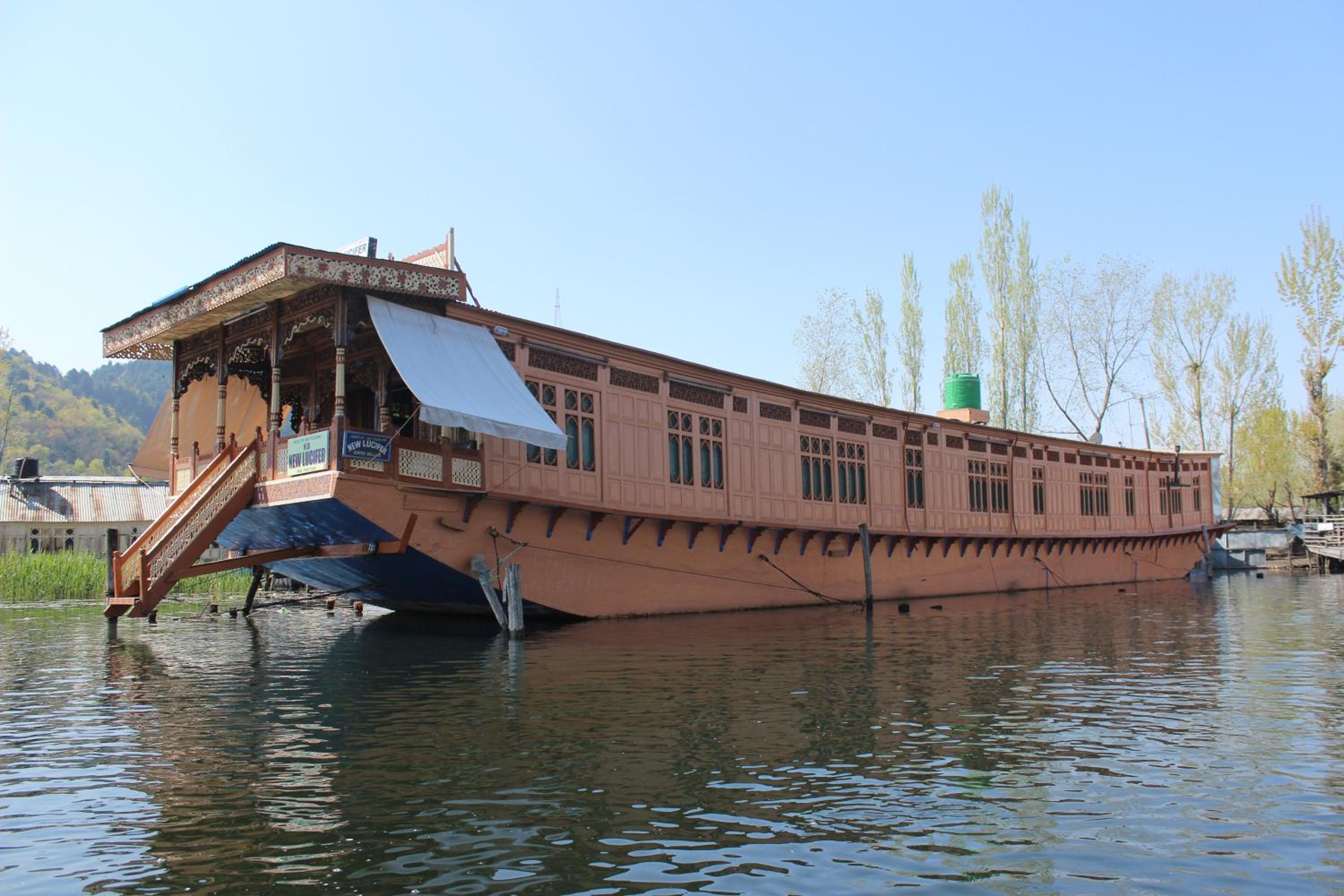 House Boat New Lucifer view 3