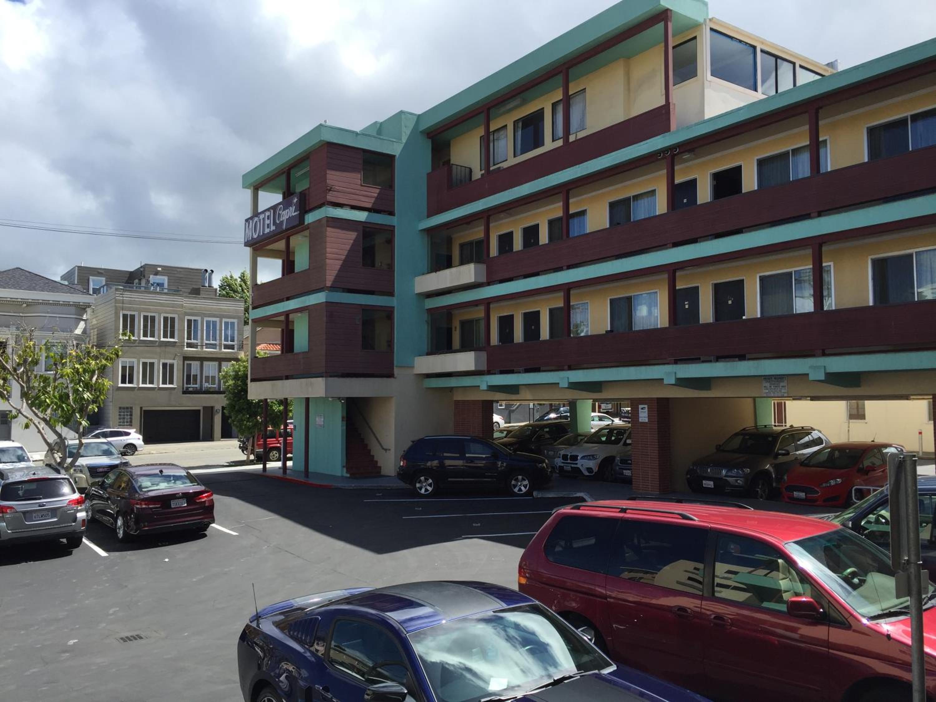 Motel Capri 37