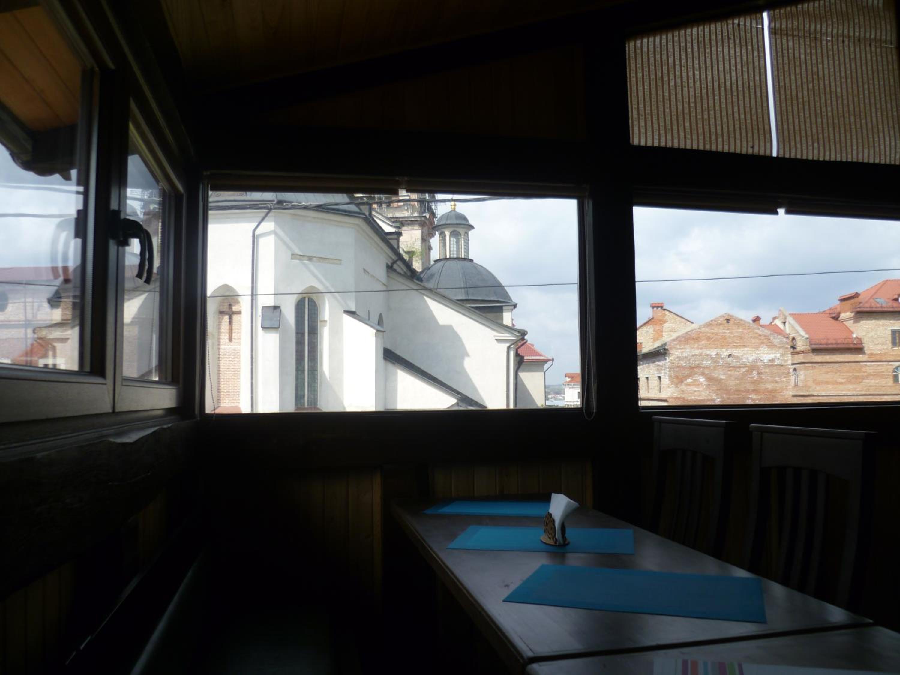 Home Hotel, photo 51