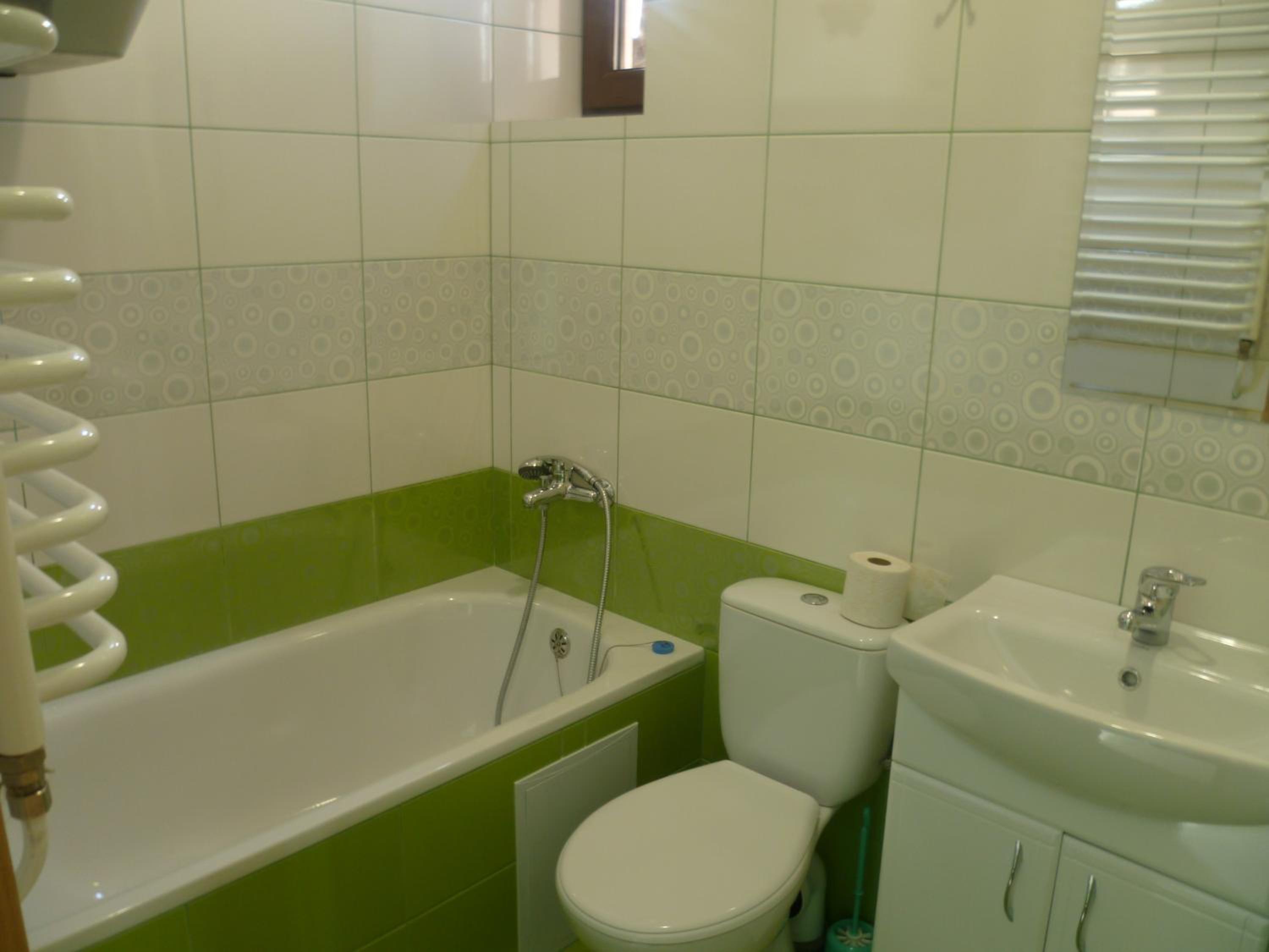 Home Hotel, photo 38