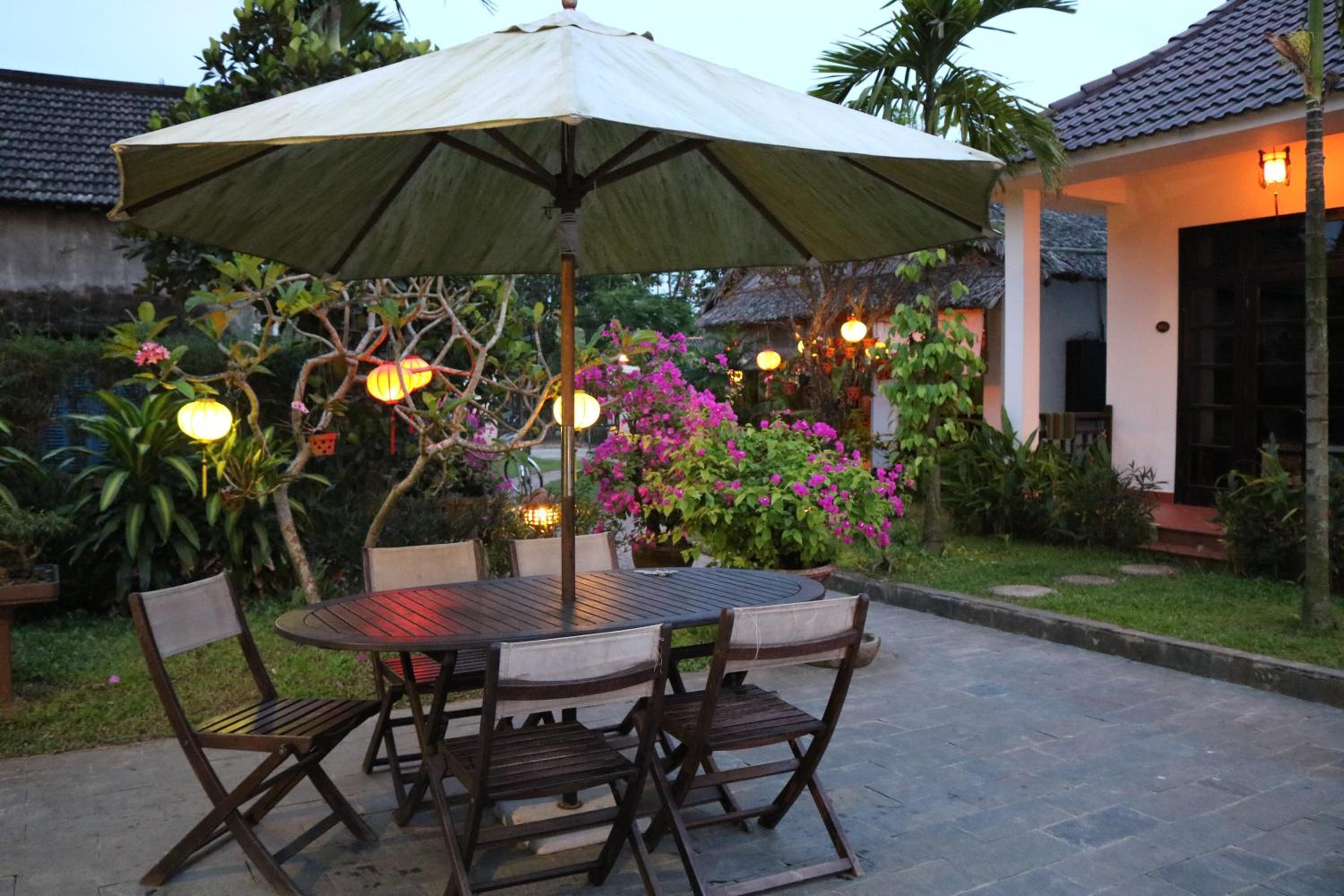 Green Areca villa