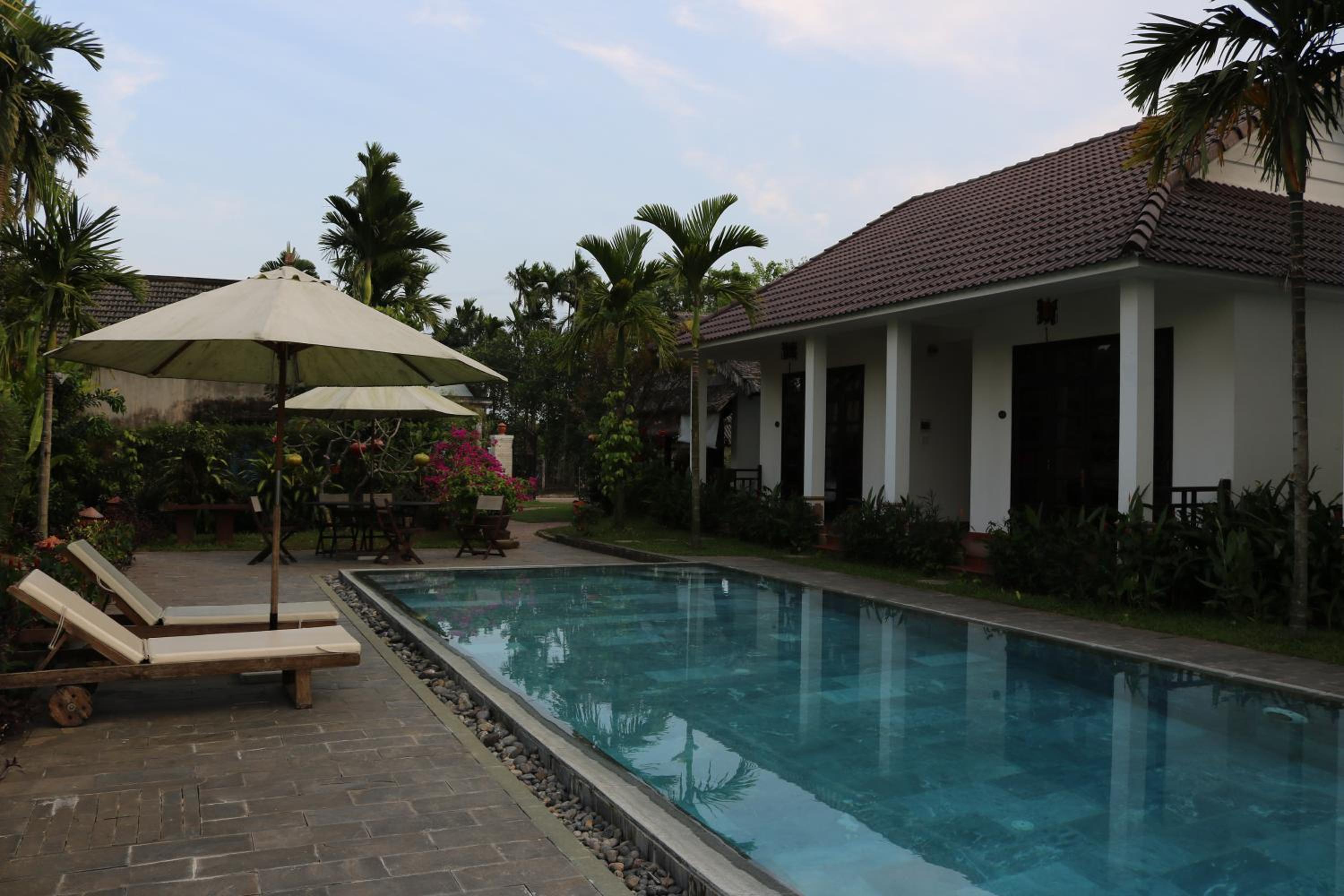 Green Areca villa