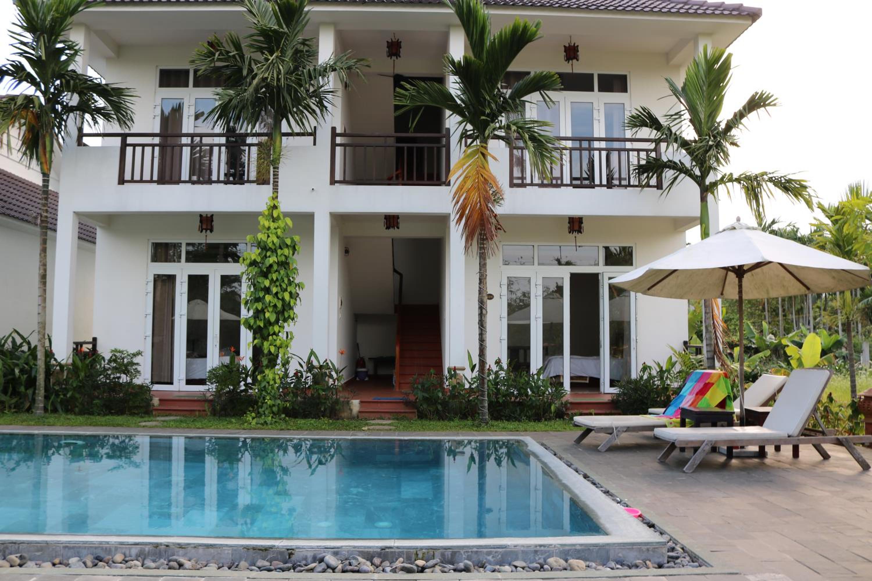 Green Areca villa