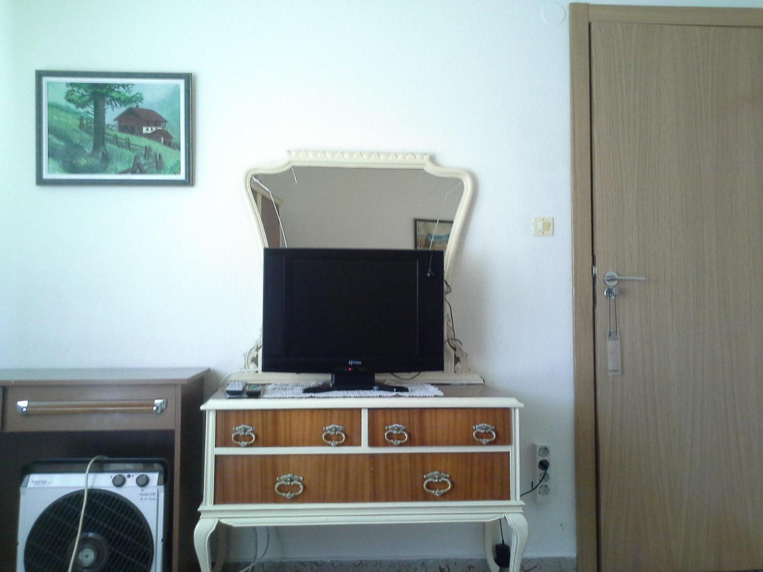 Photo 37