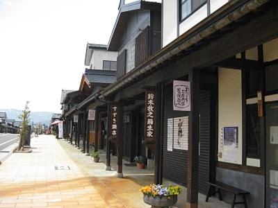 Pension Come