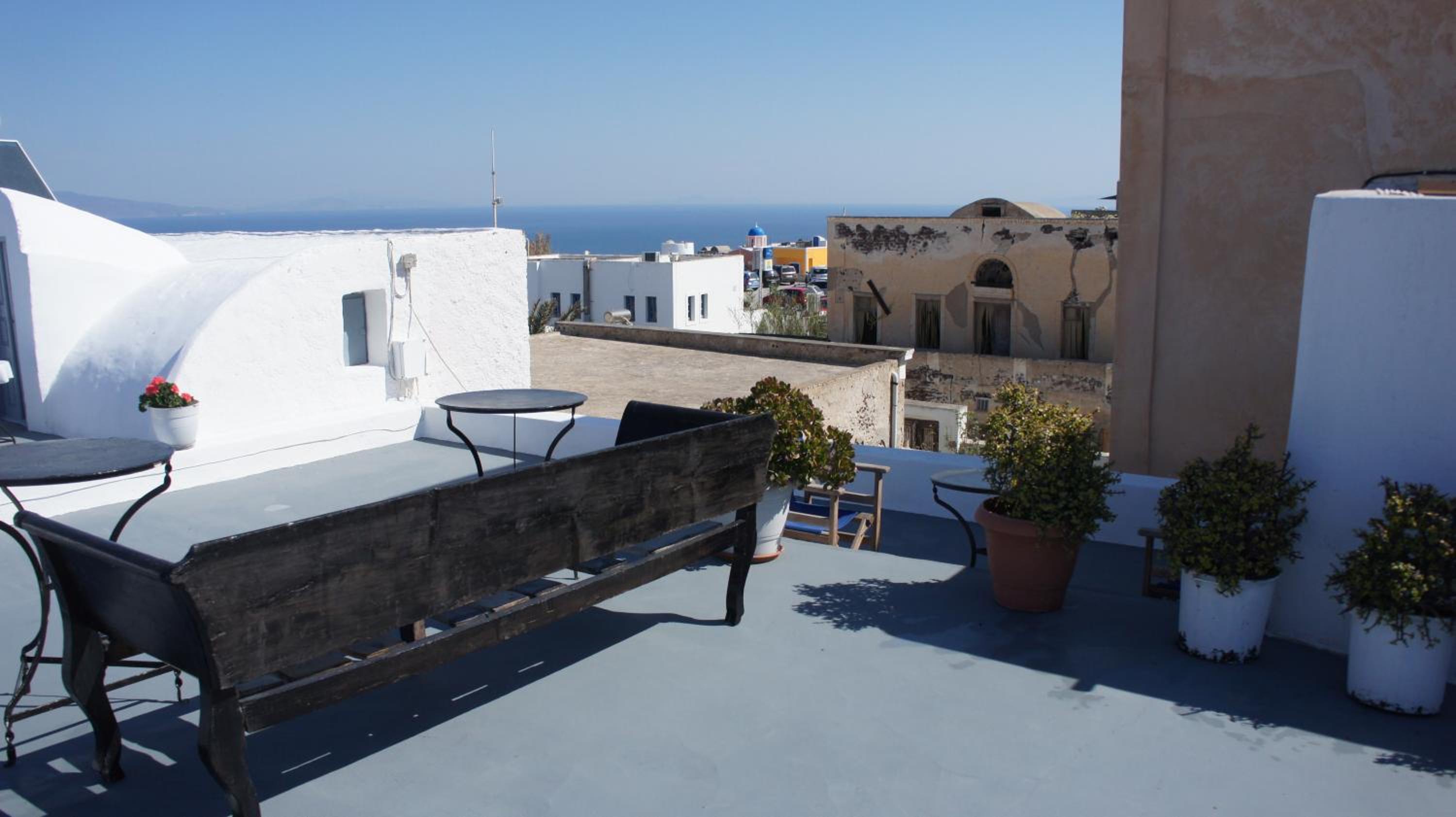 Oia Vacations - Marcos Rooms - Property Image 12