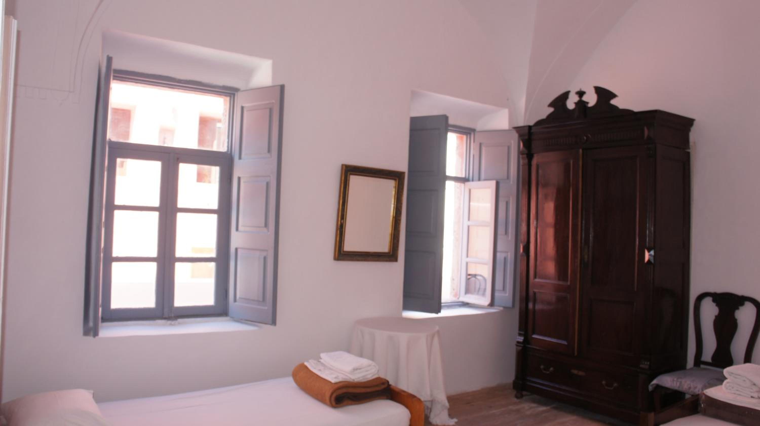 Oia Vacations - Marcos Rooms - Property Image 51