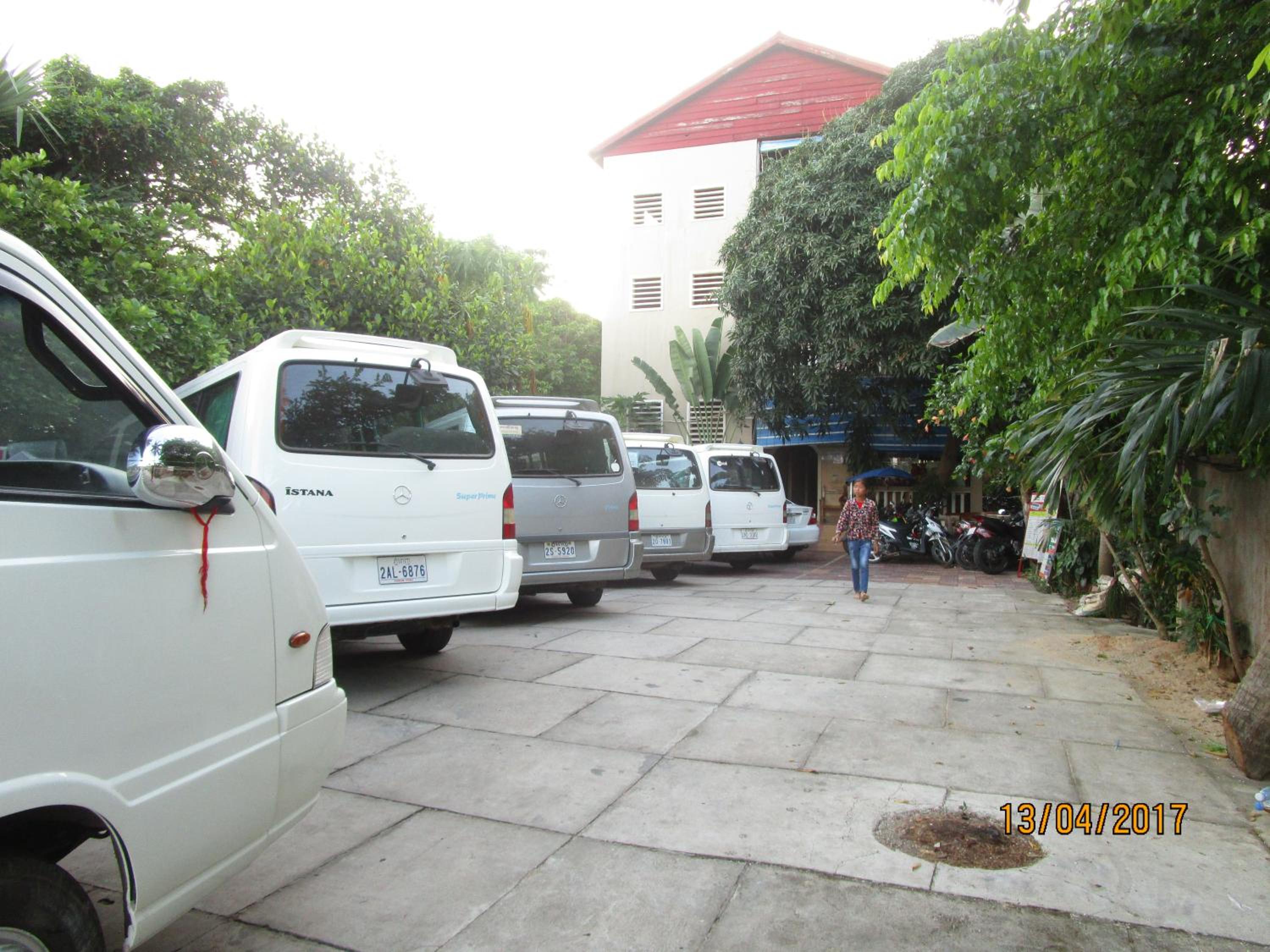 Photo 13