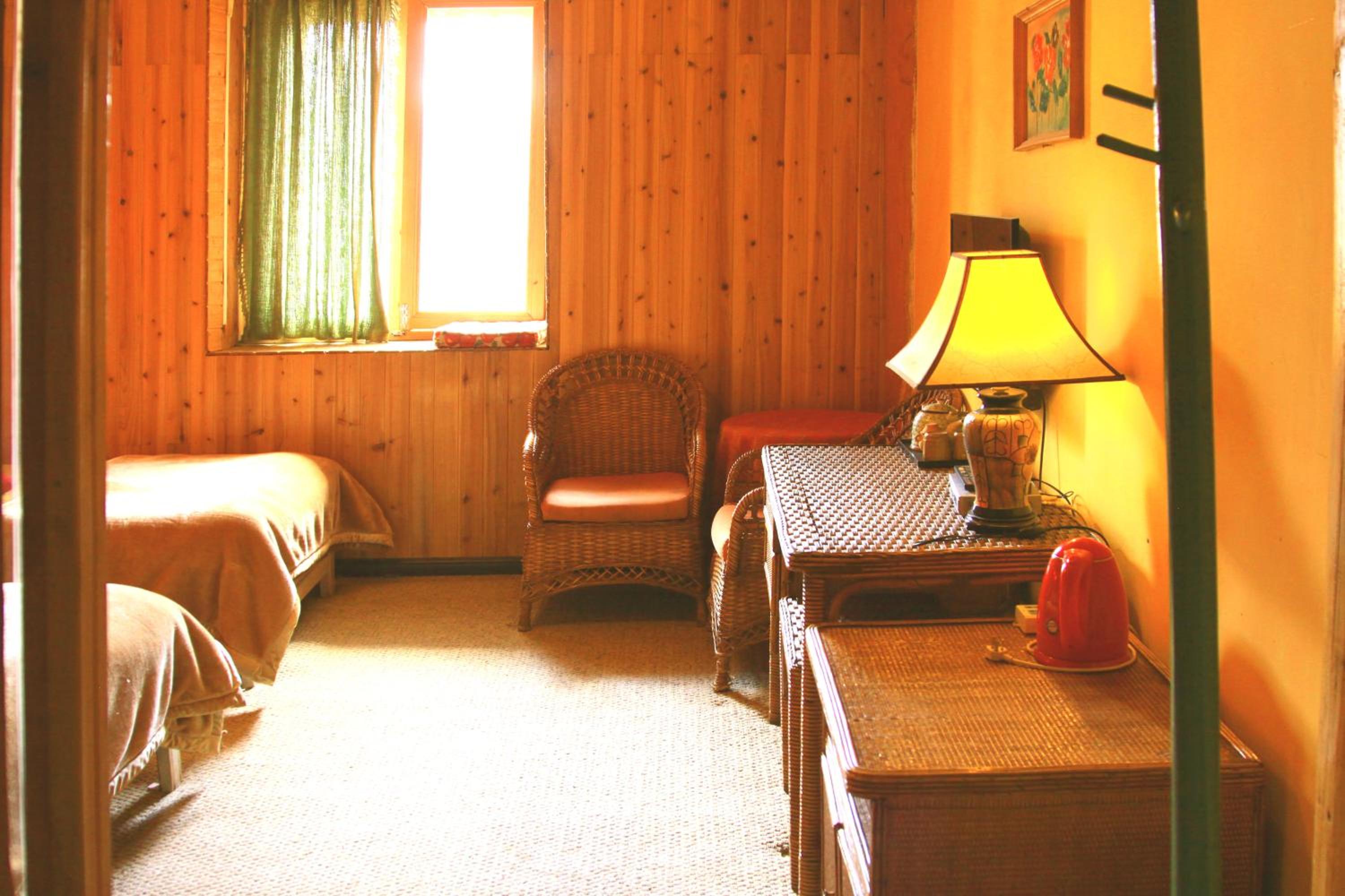 Shangri-La Lao Shay Youth Hostel