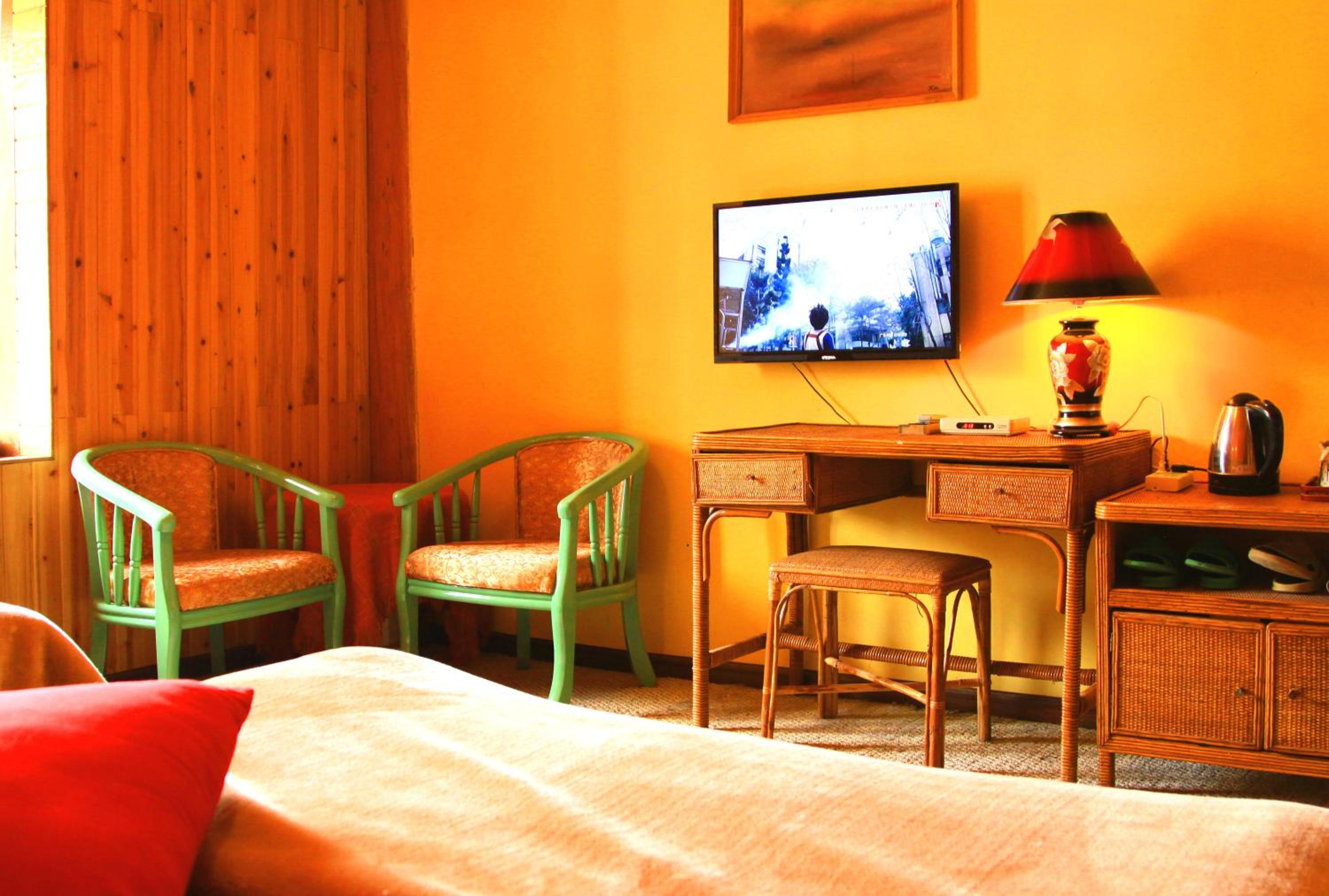Shangri-La Lao Shay Youth Hostel
