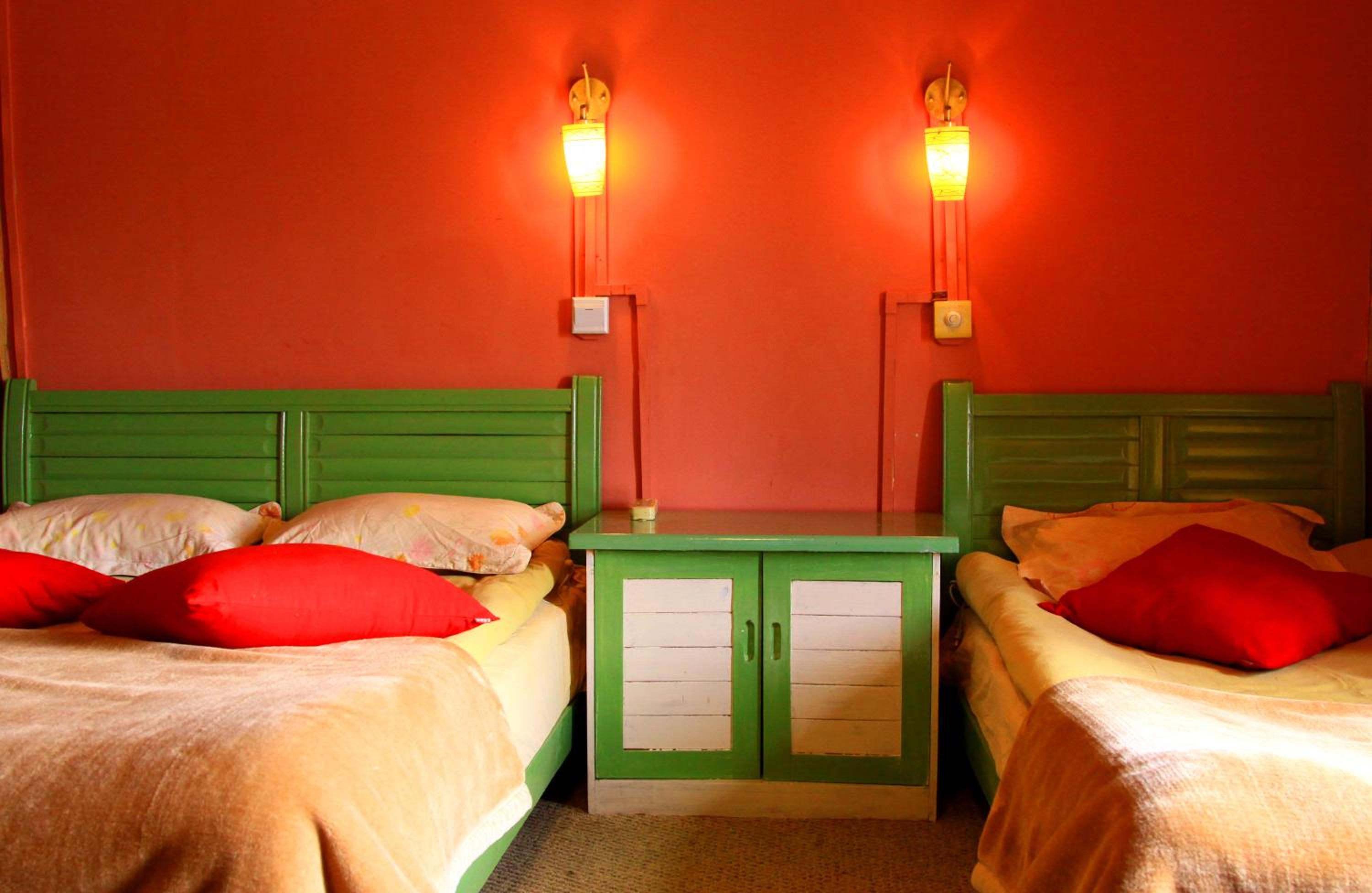 Shangri-La Lao Shay Youth Hostel