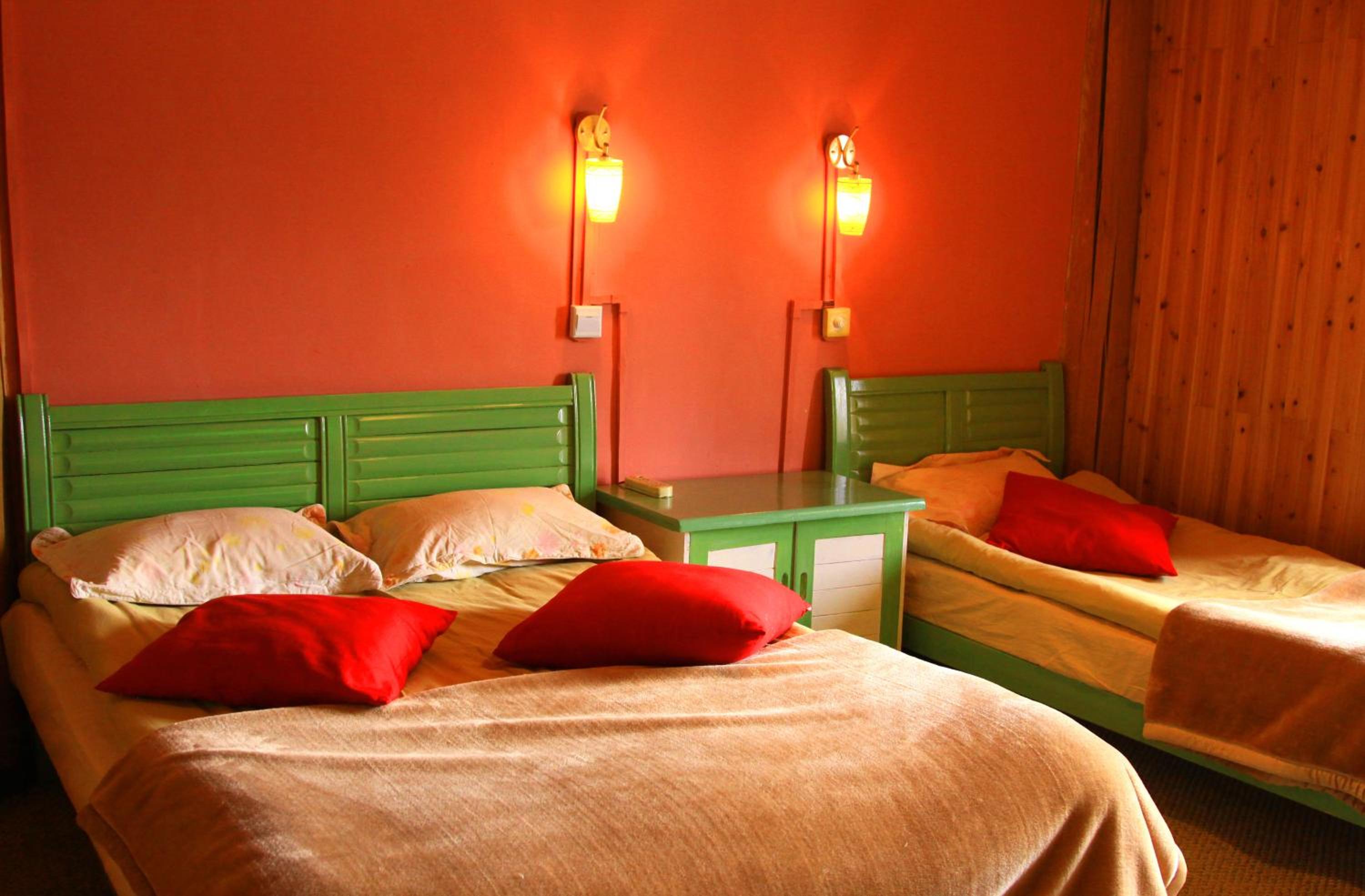 Shangri-La Lao Shay Youth Hostel