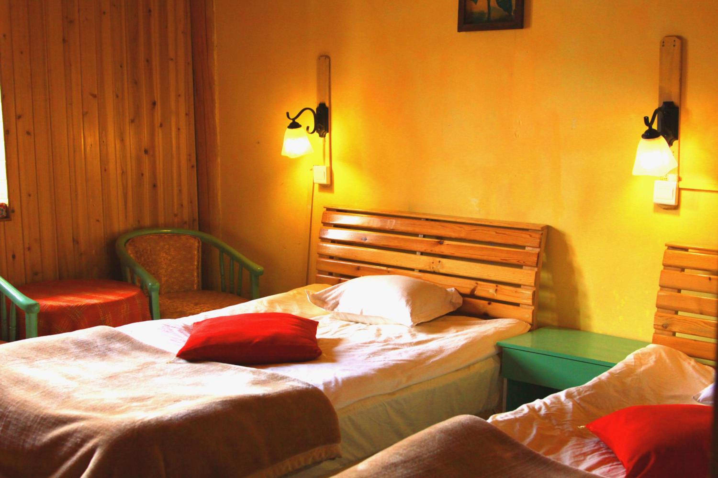 Shangri-La Lao Shay Youth Hostel
