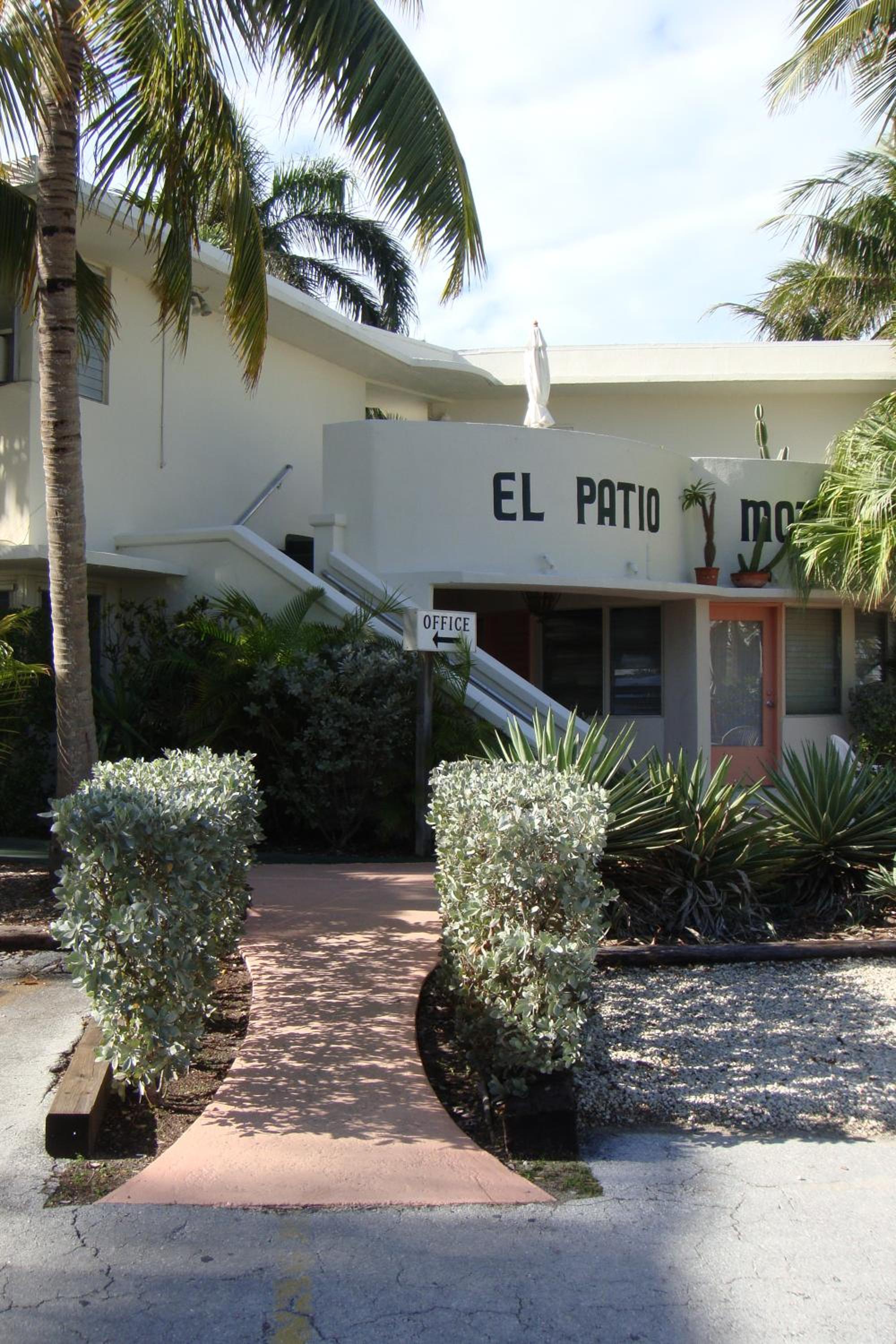 Hotel El Patio Motel - Image 1
