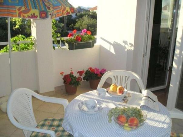 Apartments Sonja Murter Croatia view 3