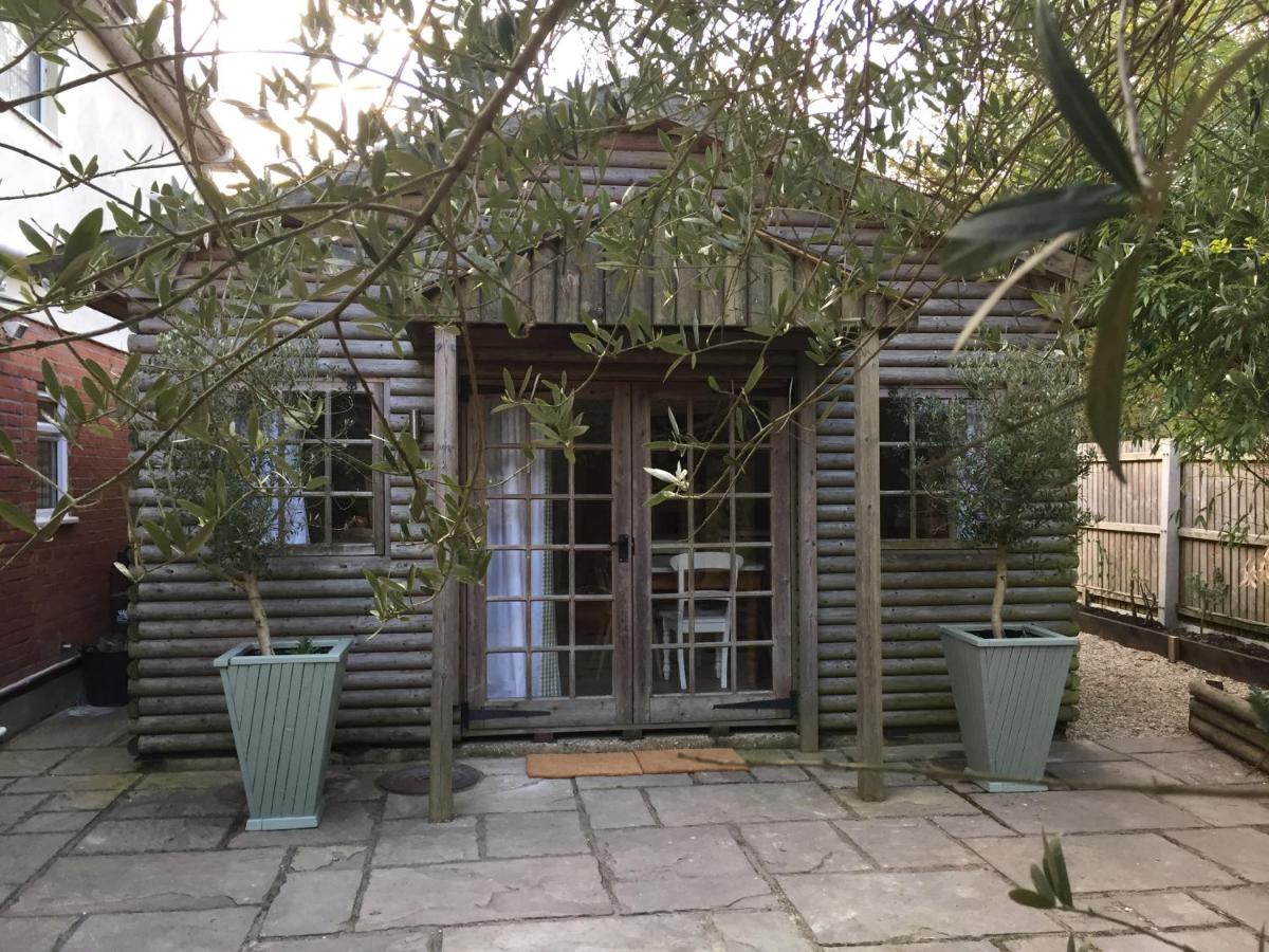 Stapehill Lodge B&B, photo 22