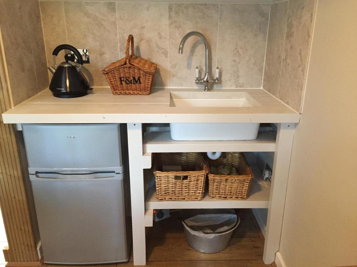 Stapehill Lodge B&B, photo 17