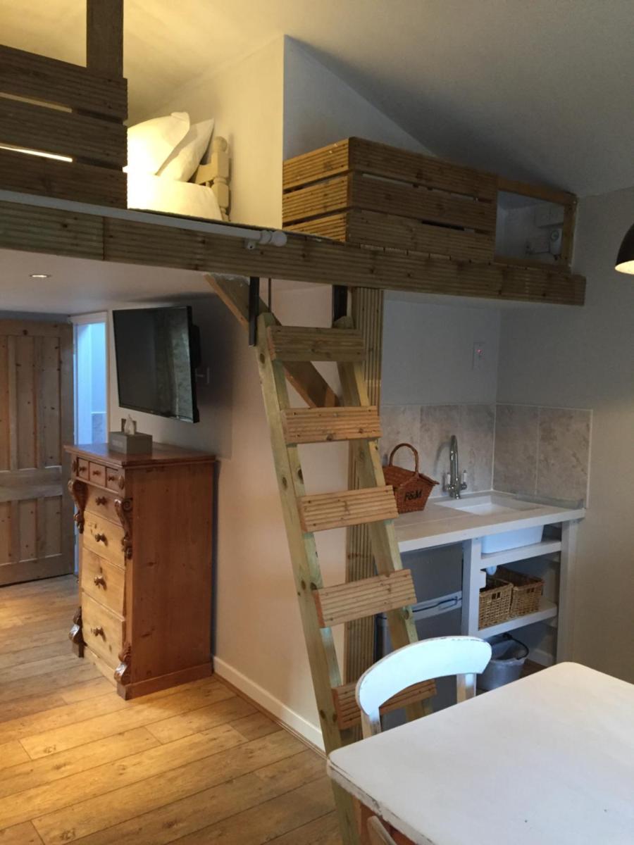 Stapehill Lodge B&B, photo 16