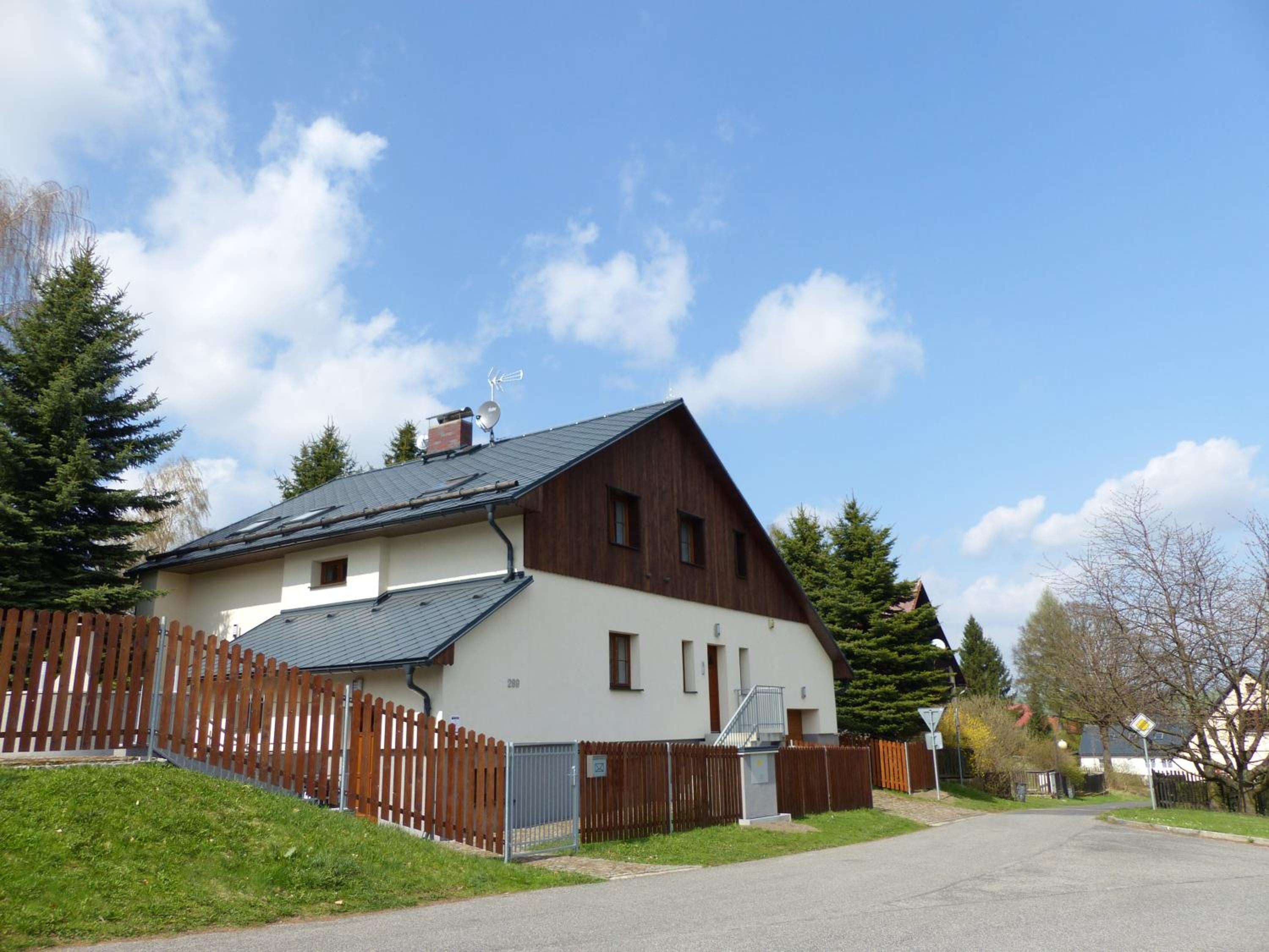 Haus Tolštejn