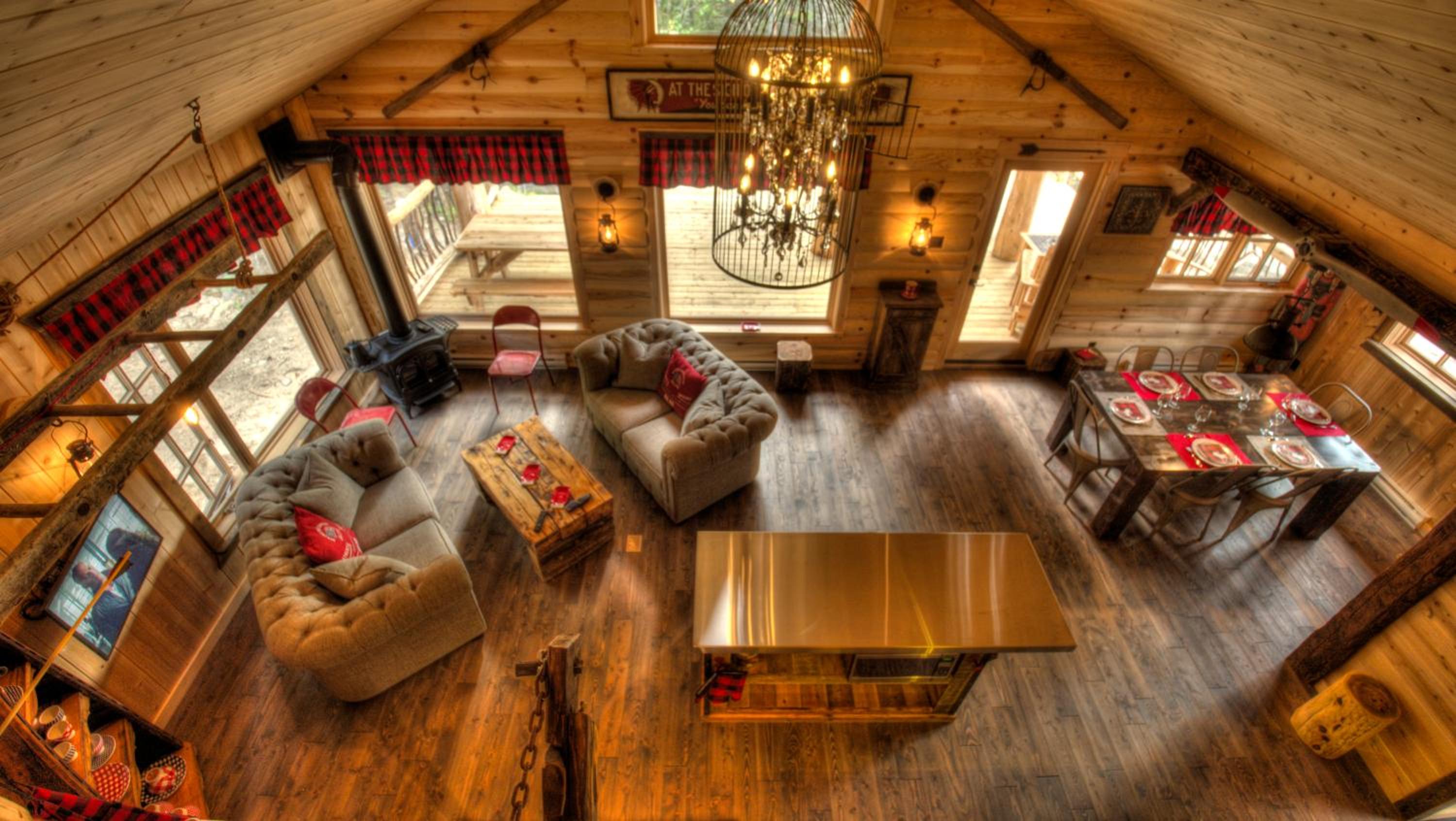 Le Bivouac - Les Chalets Spa Canada view 2