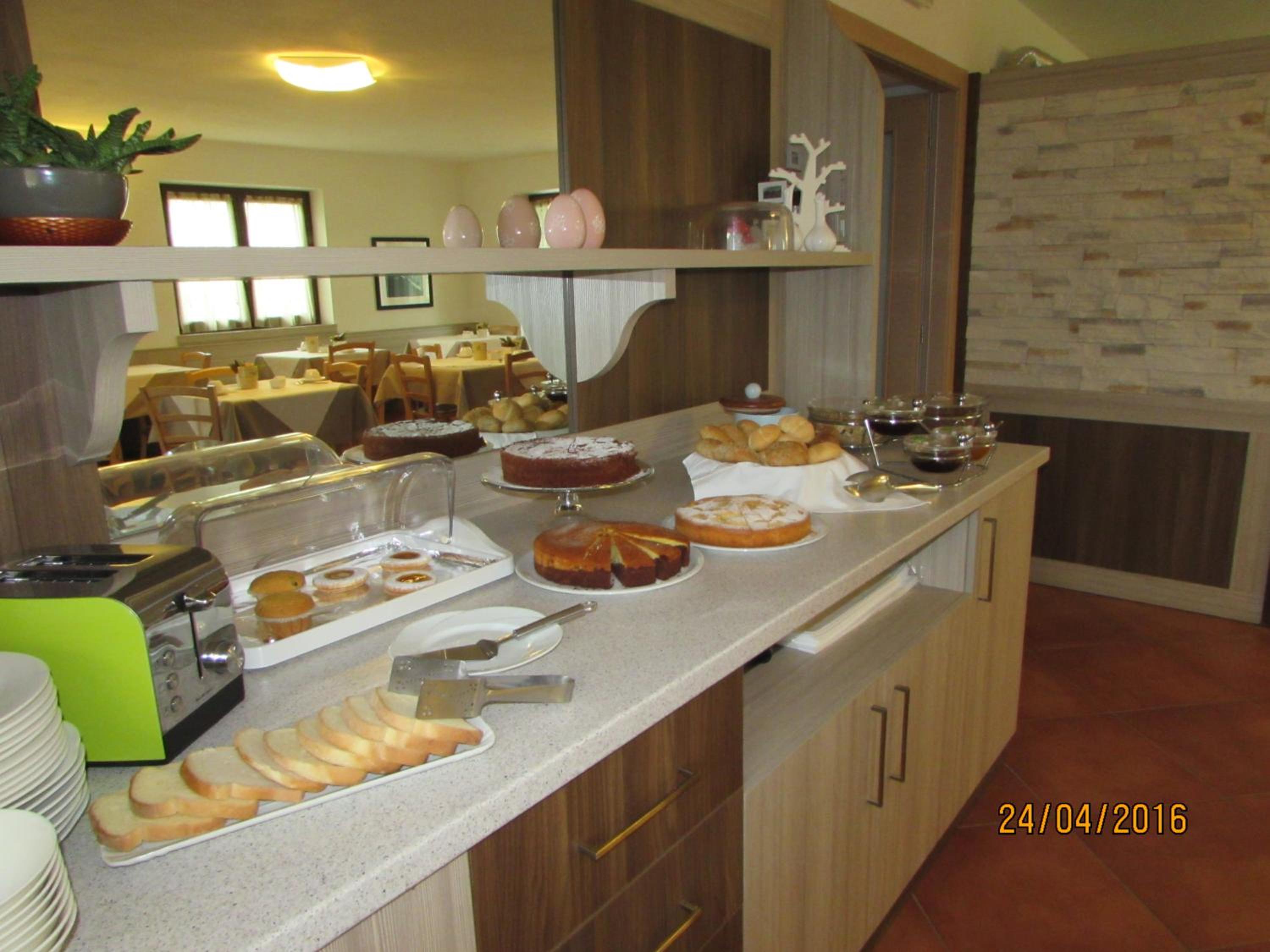 Photo 36