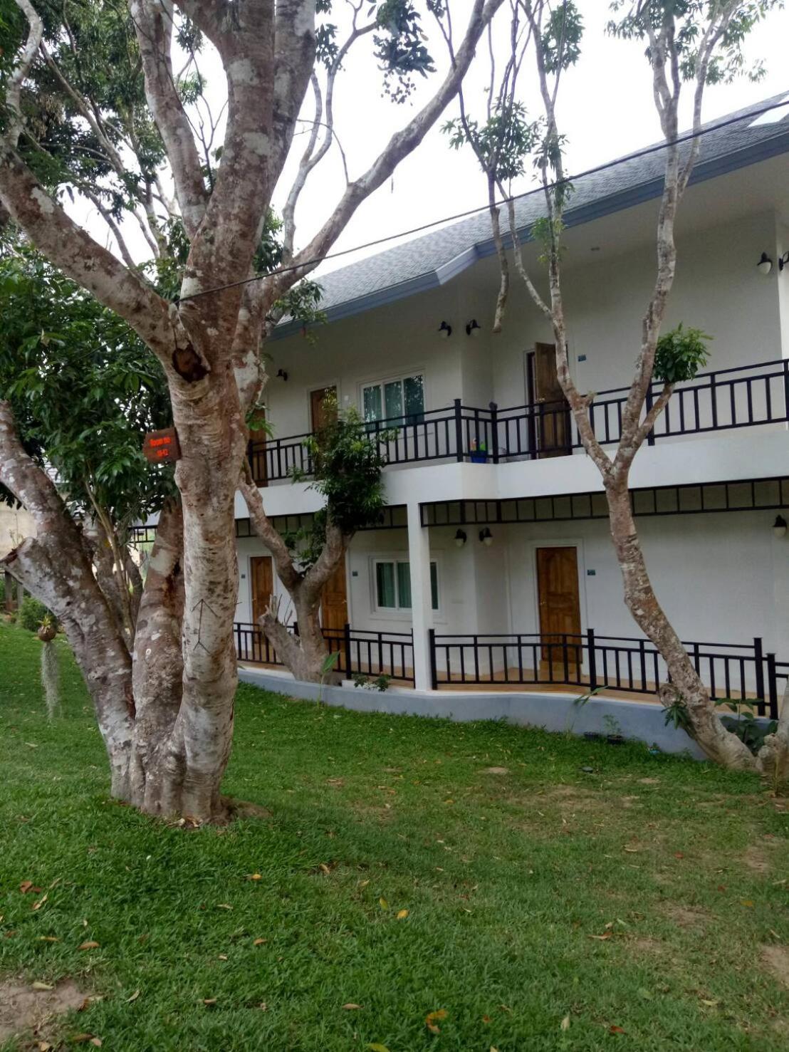 Buraphat Resort