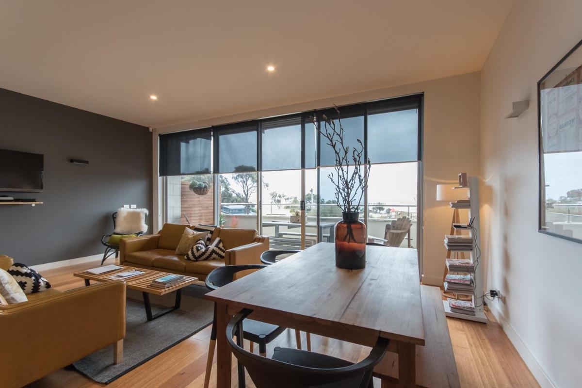 Aquabelle Apartments