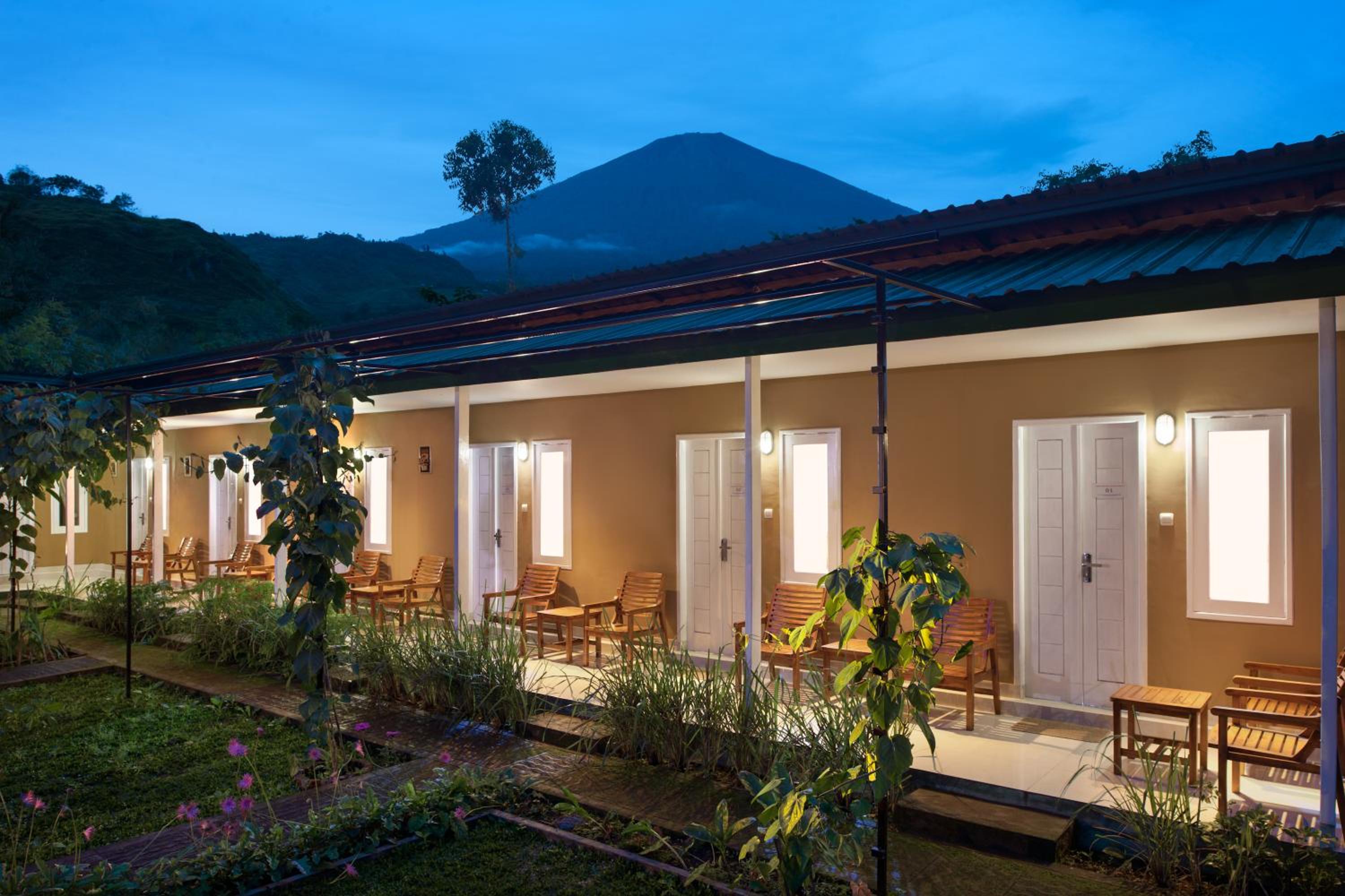 Rinjani Garden Syariah by ecommerceloka view 3