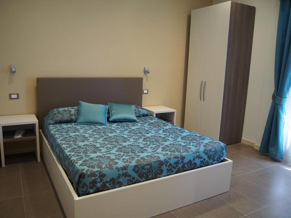 Endro's Rooms