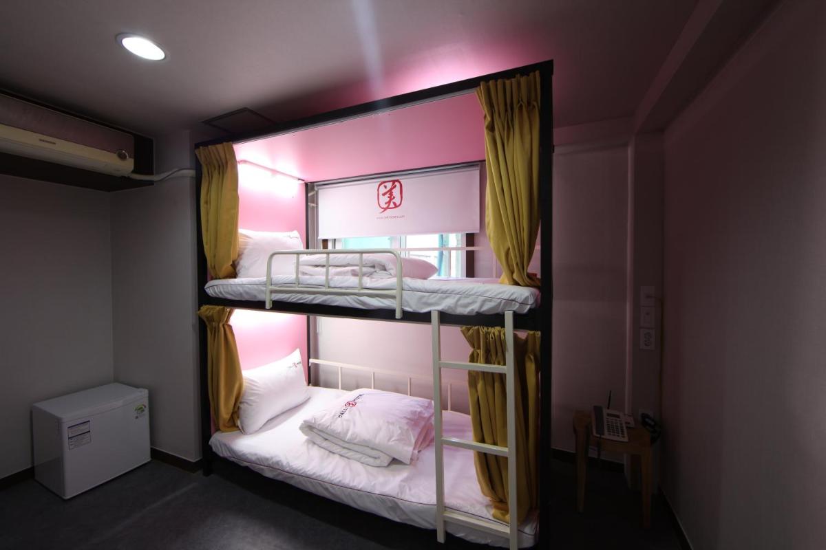 Calli Hostel