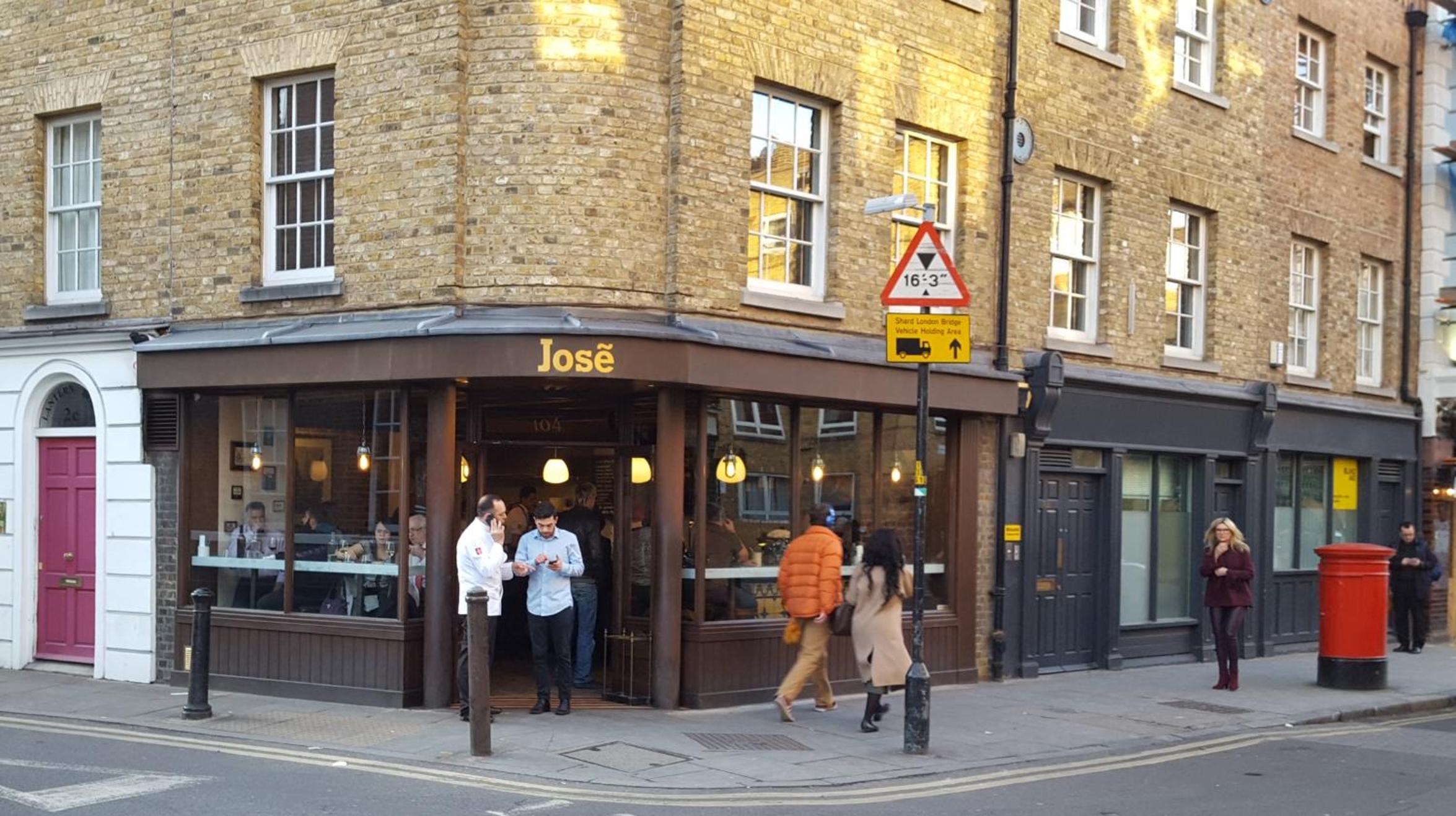 restaurant
