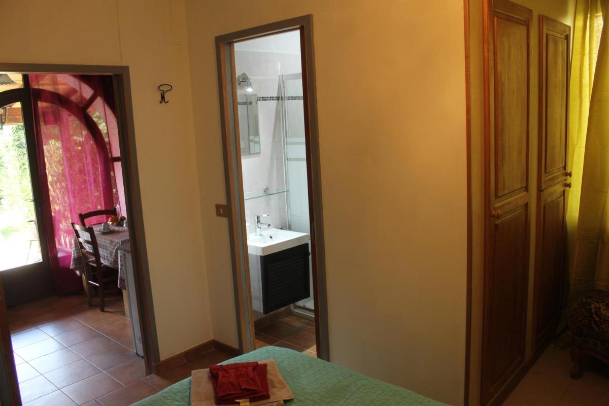 Photo 43