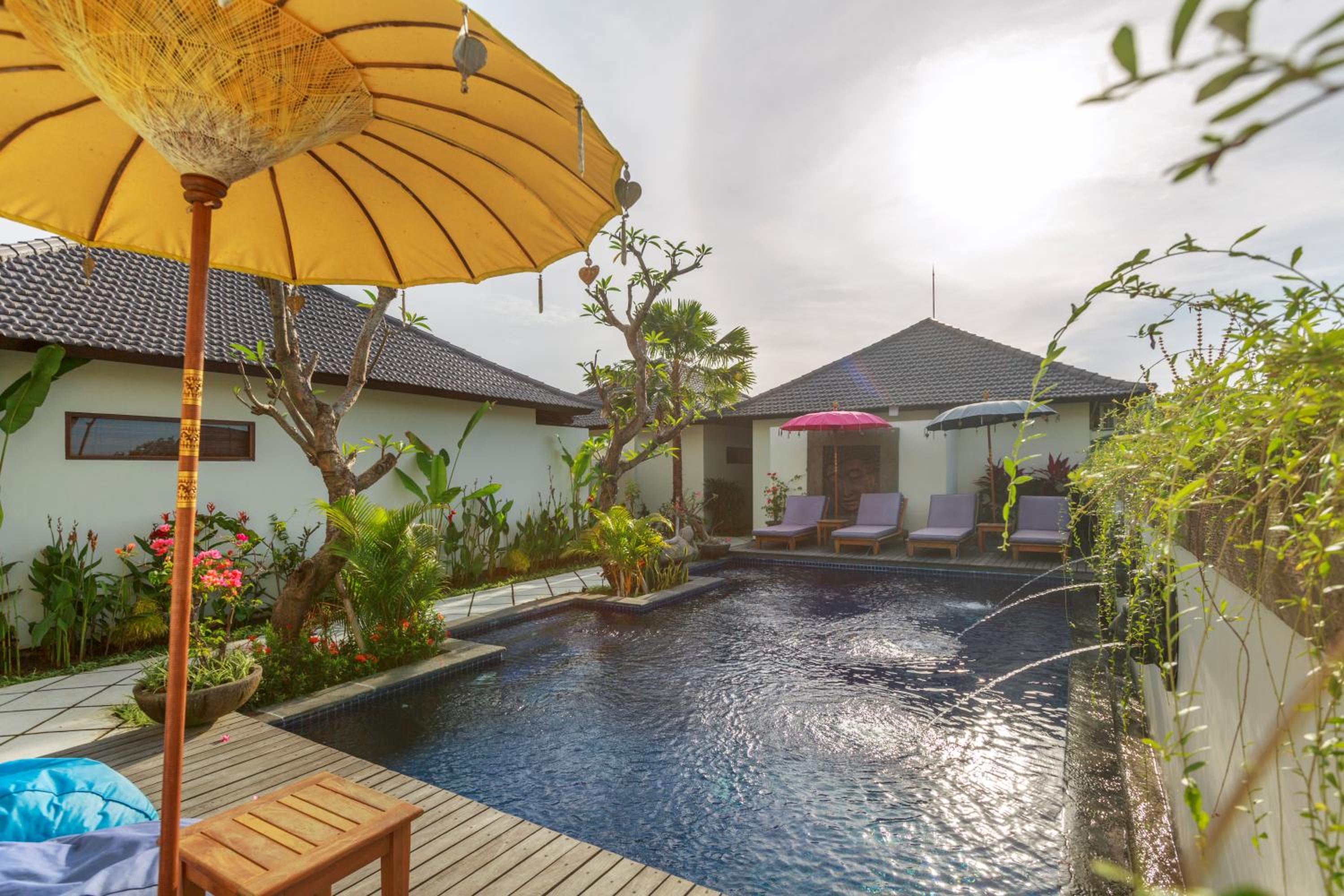 Solo Villas & Retreat