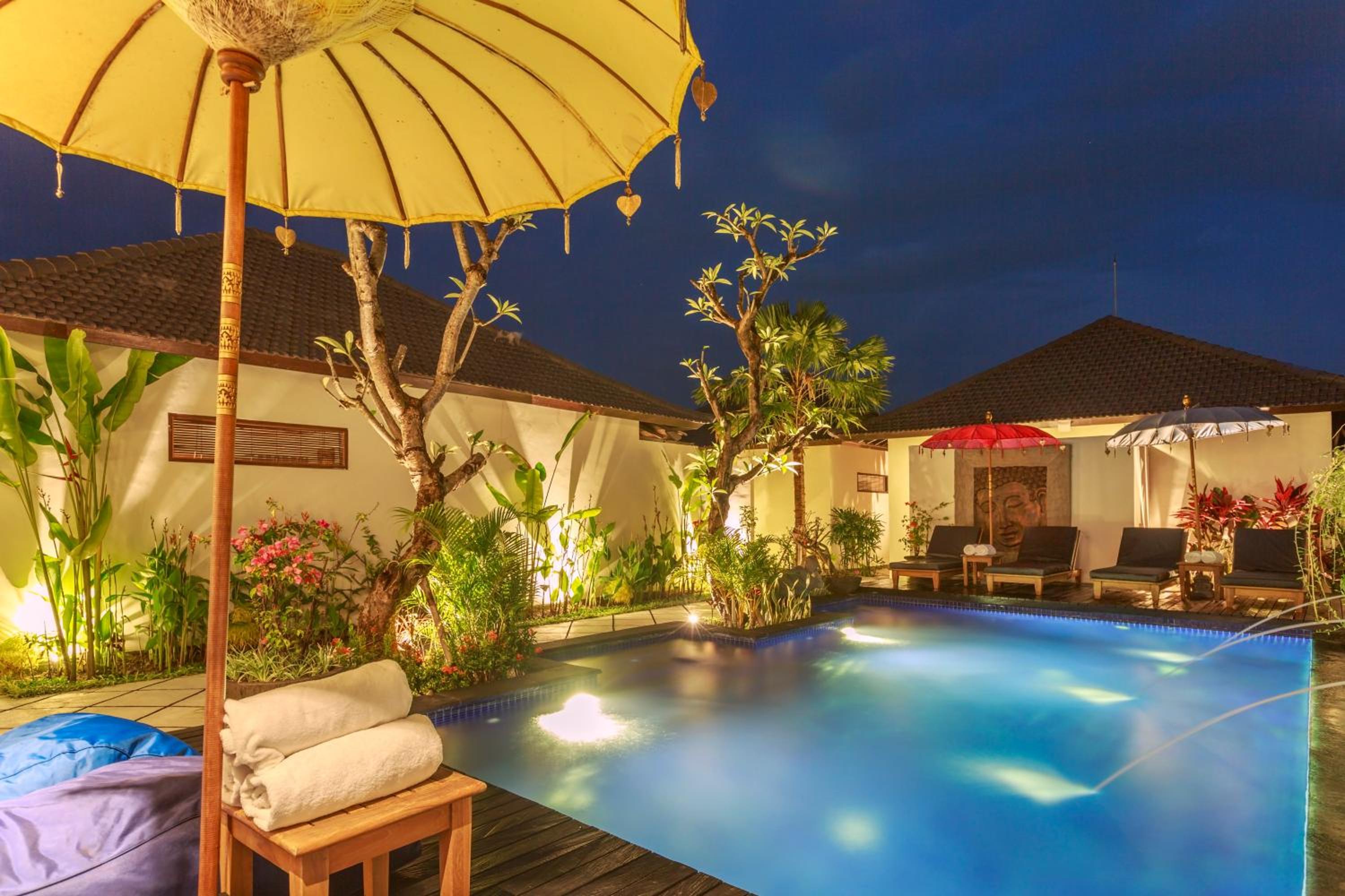 Solo Villas & Retreat
