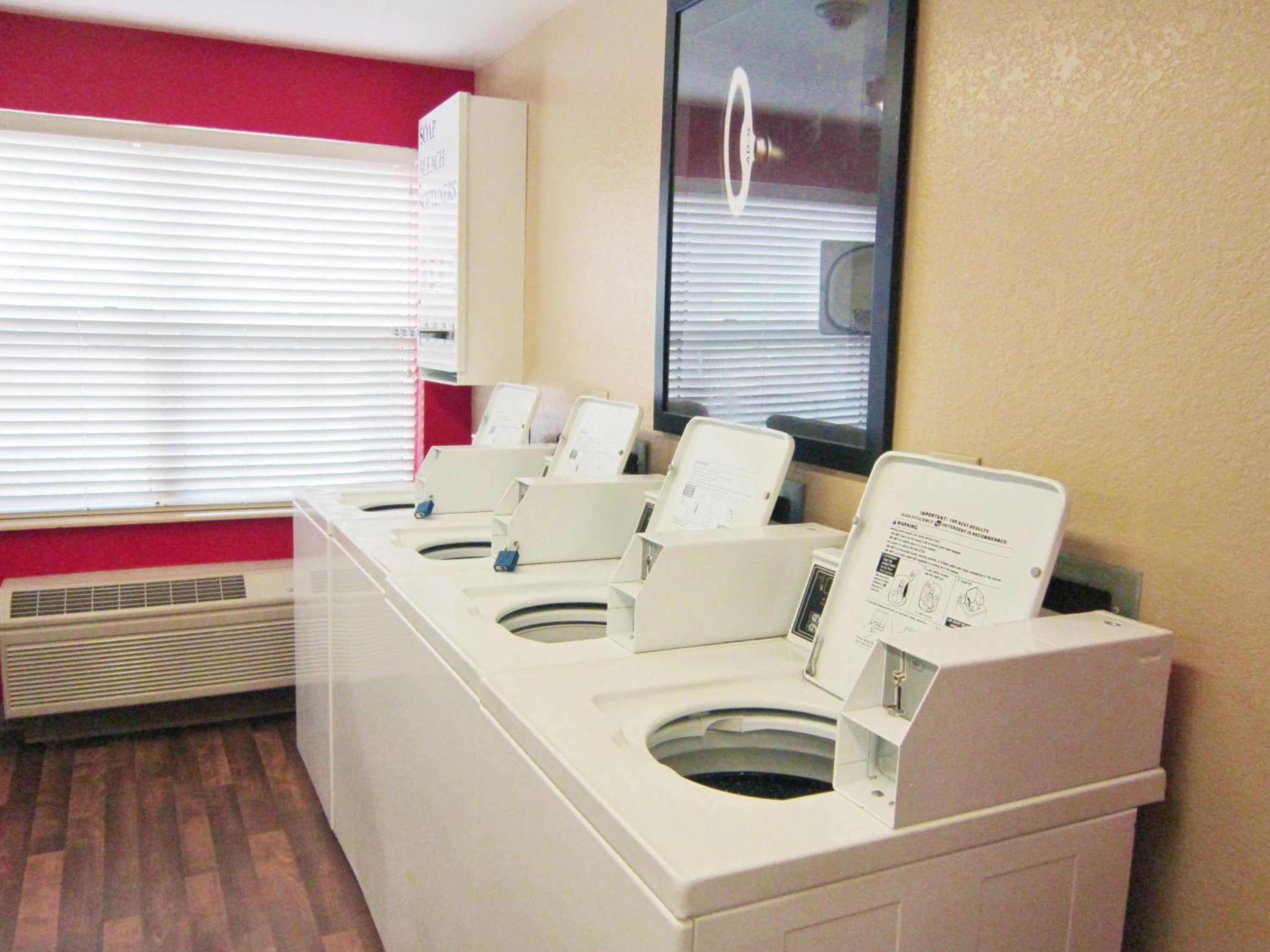 Madison Vacations - Extended Stay America Select Suites - Madison - Old Sauk Rd - Property Image 24