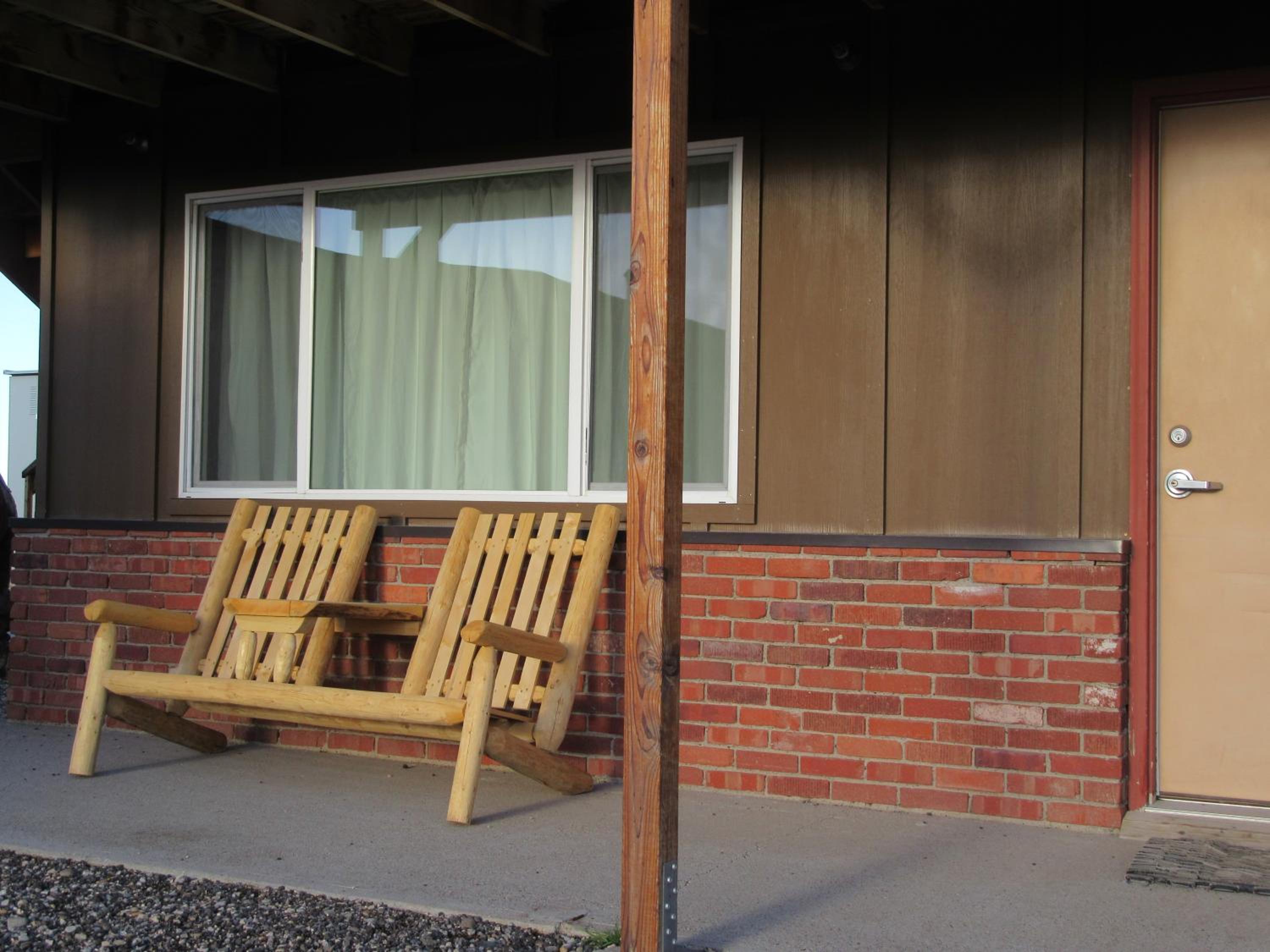 Big Bear Motel