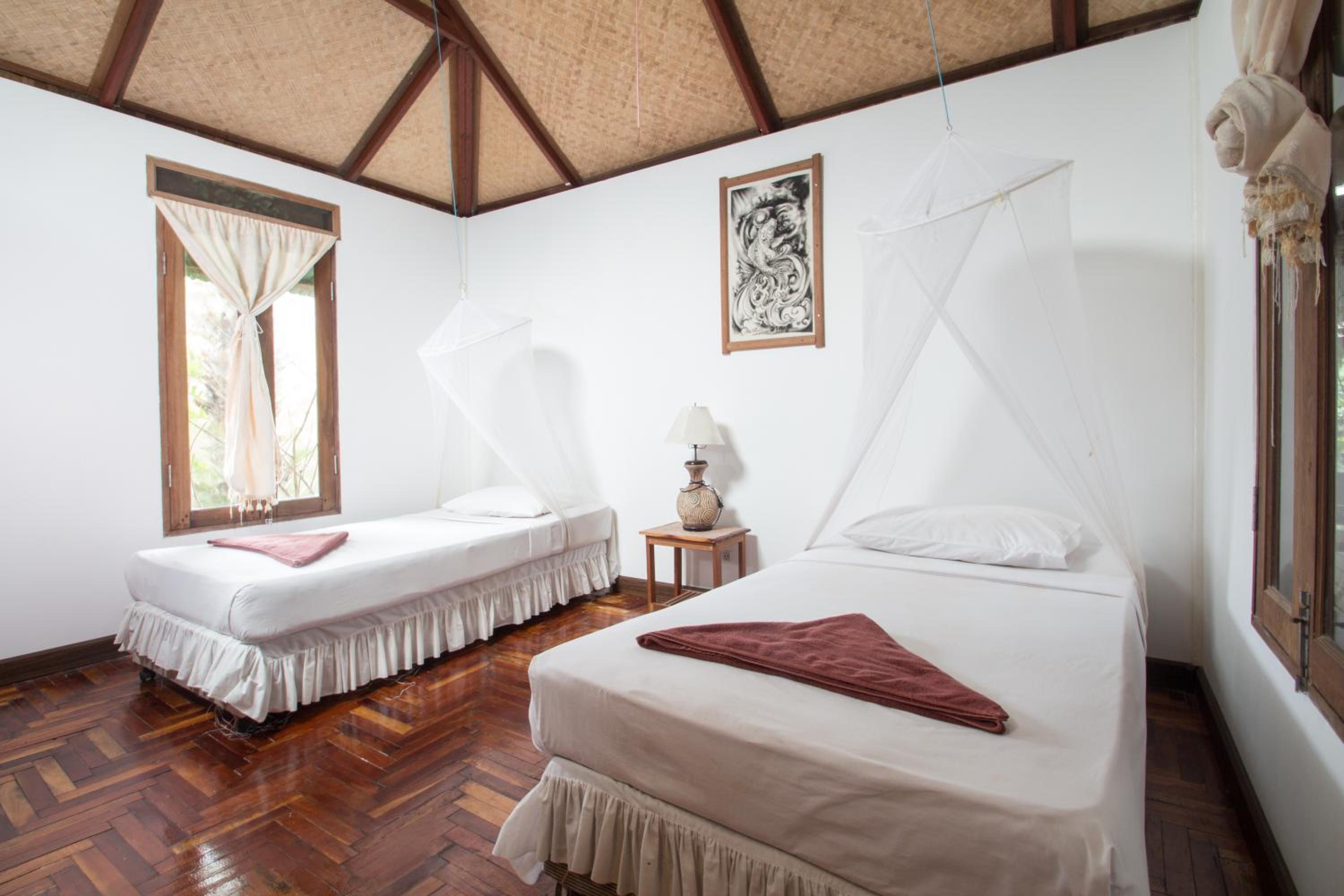 Tropical Garden Bungalow